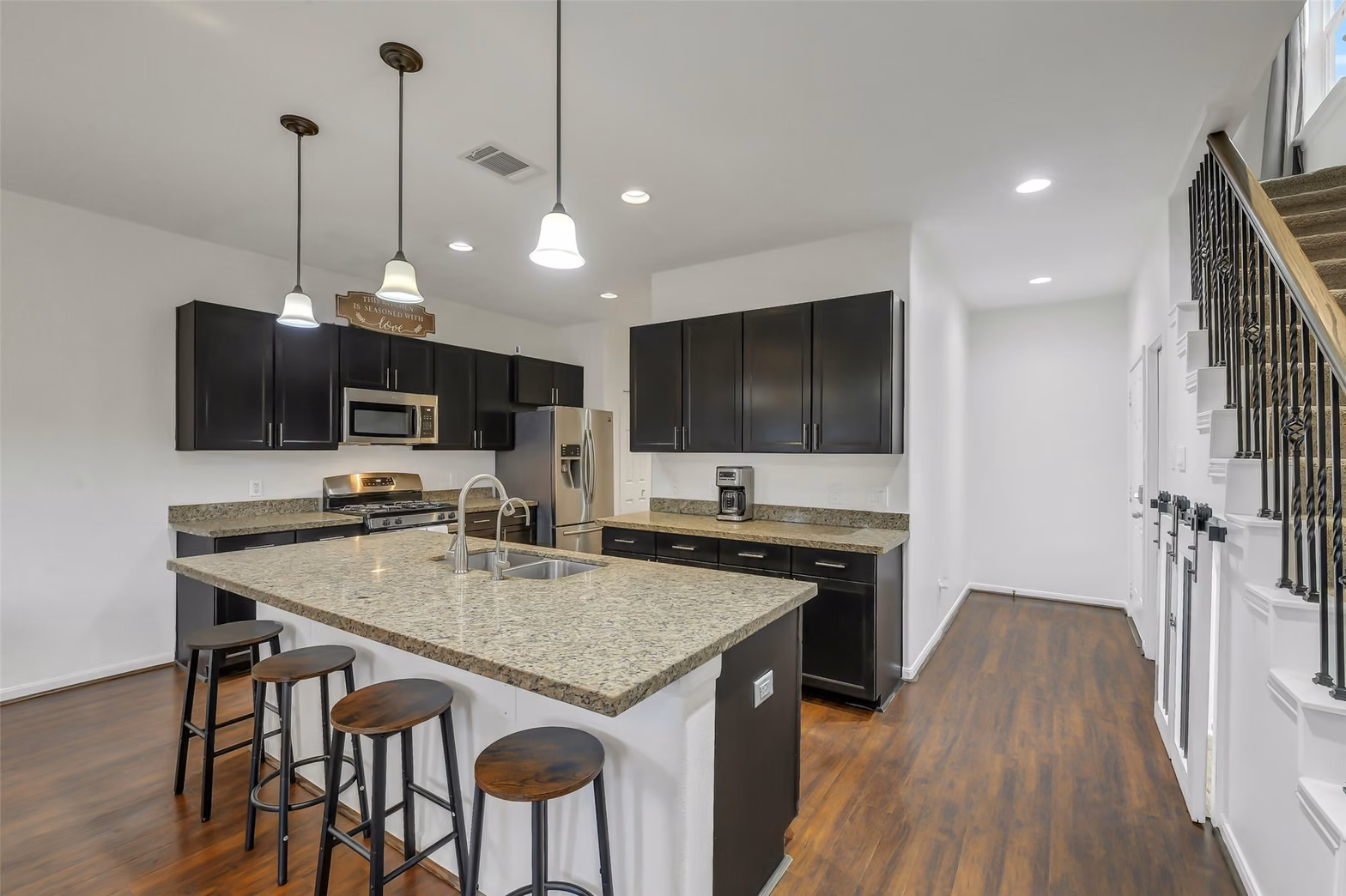 Photo 2 of 17112 Wilthorne Colony Court, Houston, TX