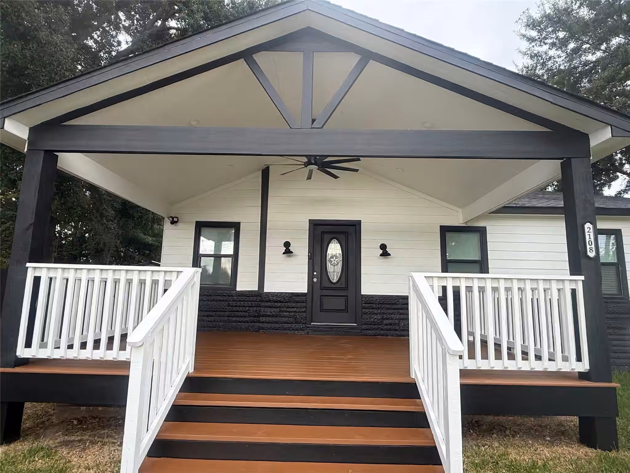 Photo 2 of 2108 15th Street, Galena Park, TX