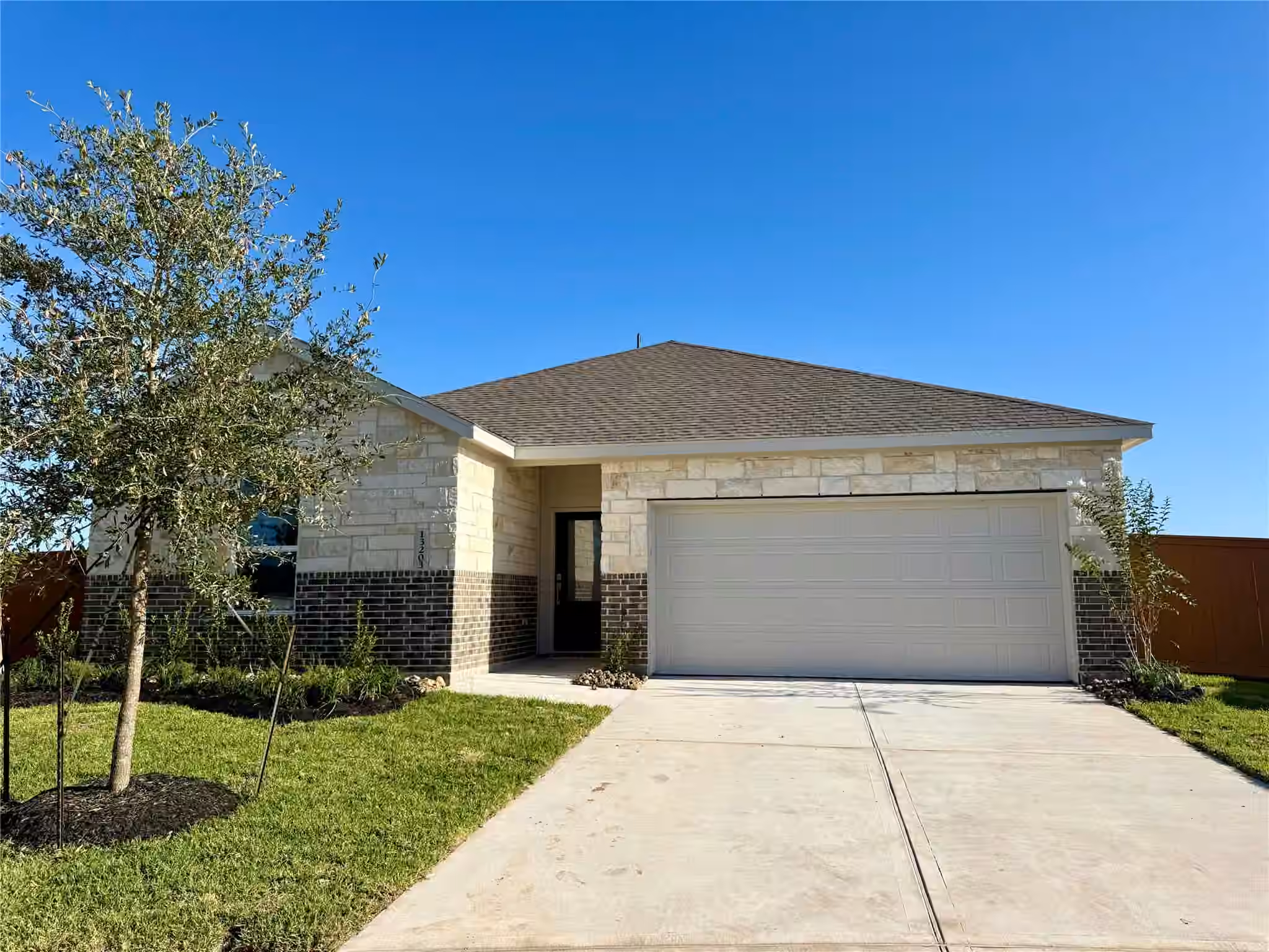 Photo of 13203 PINNACLE BEACH Drive, Texas City, TX