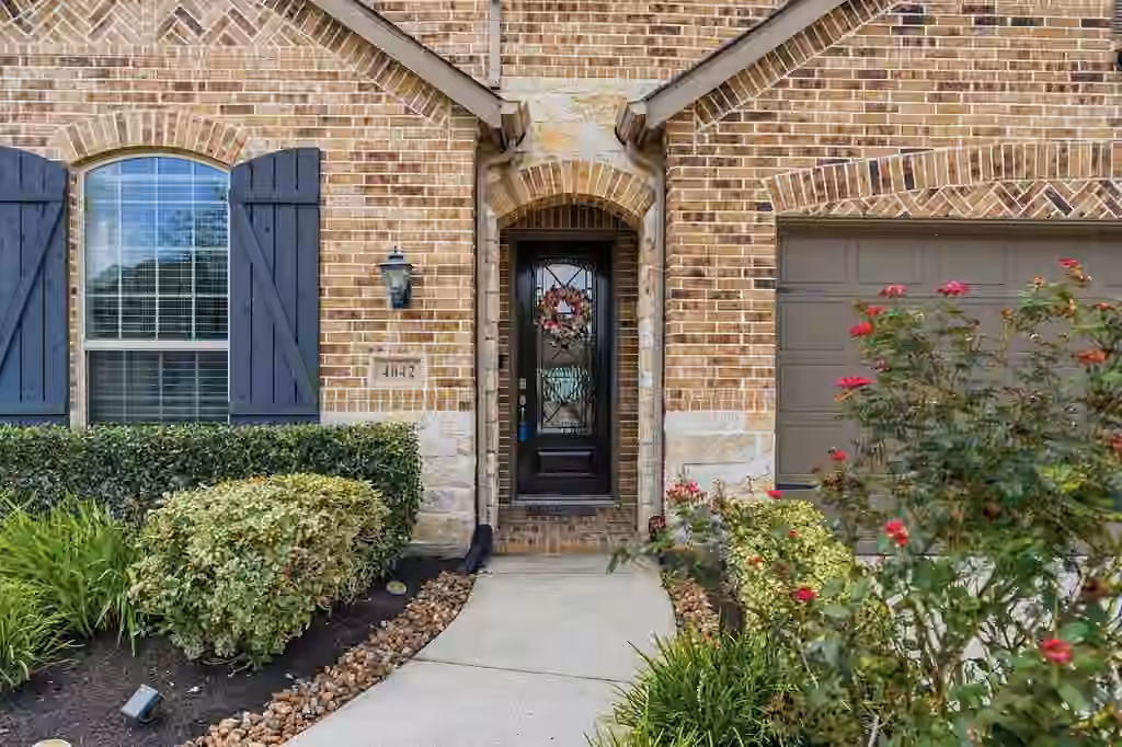 Photo 6 of 4042 Shackleton Court, Iowa Colony, TX