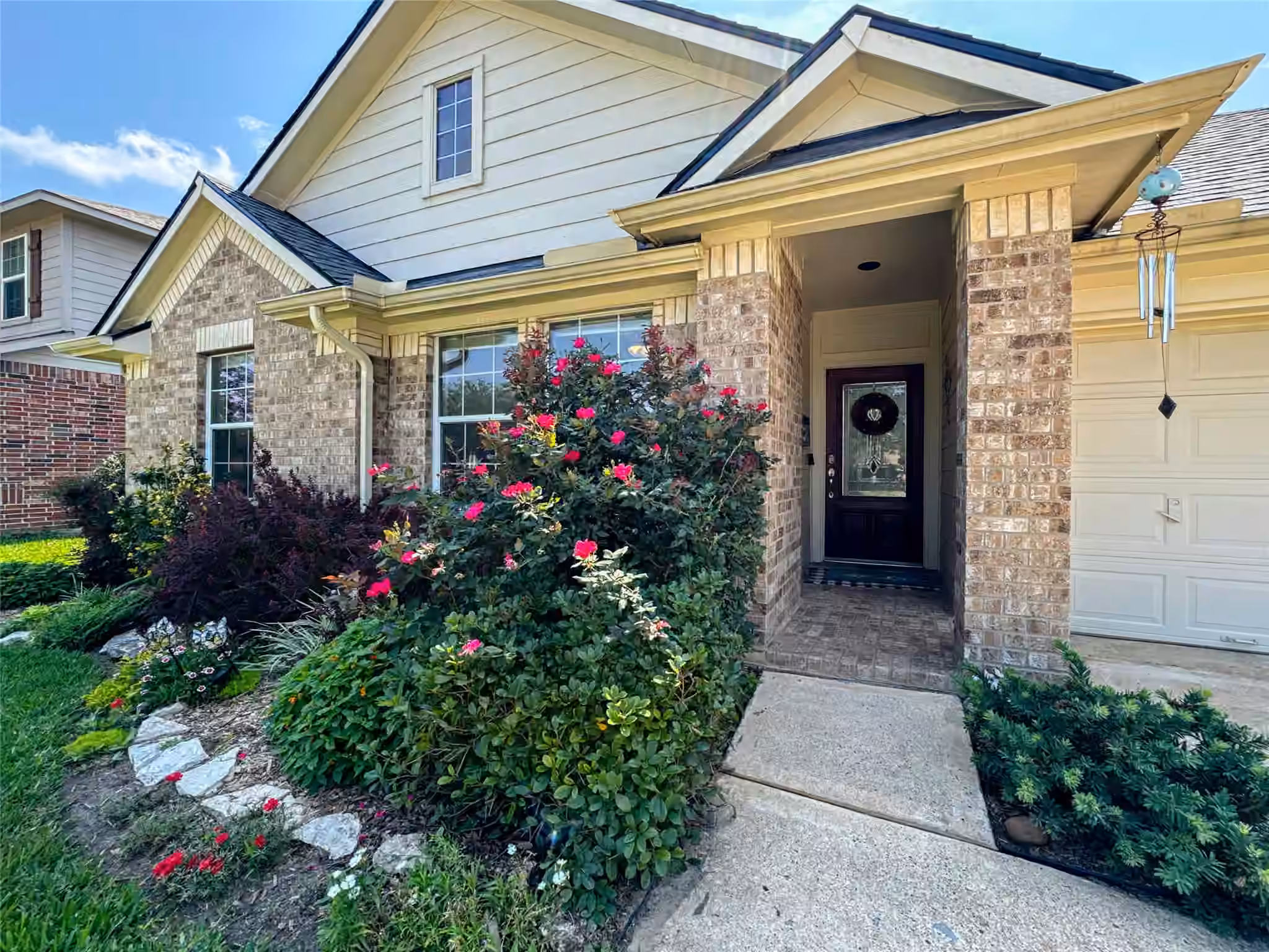 Photo 3 of 14 Palmdale Lane, Manvel, TX