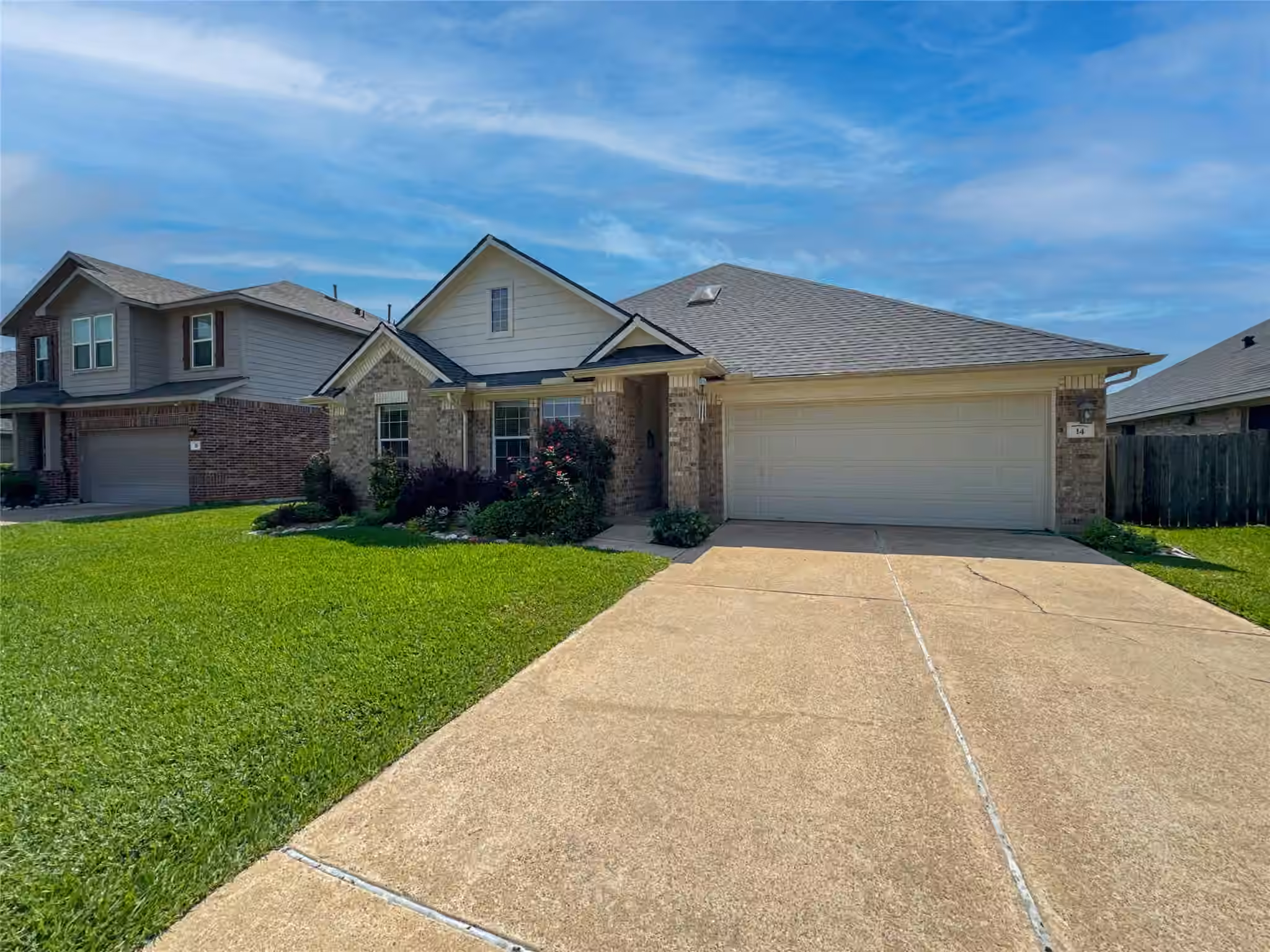 Photo 4 of 14 Palmdale Lane, Manvel, TX