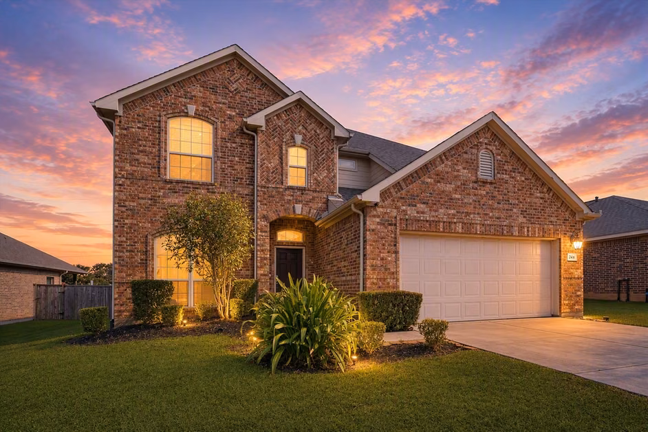 Photo of 244 Lake Estates Drive, Montgomery, TX 77356