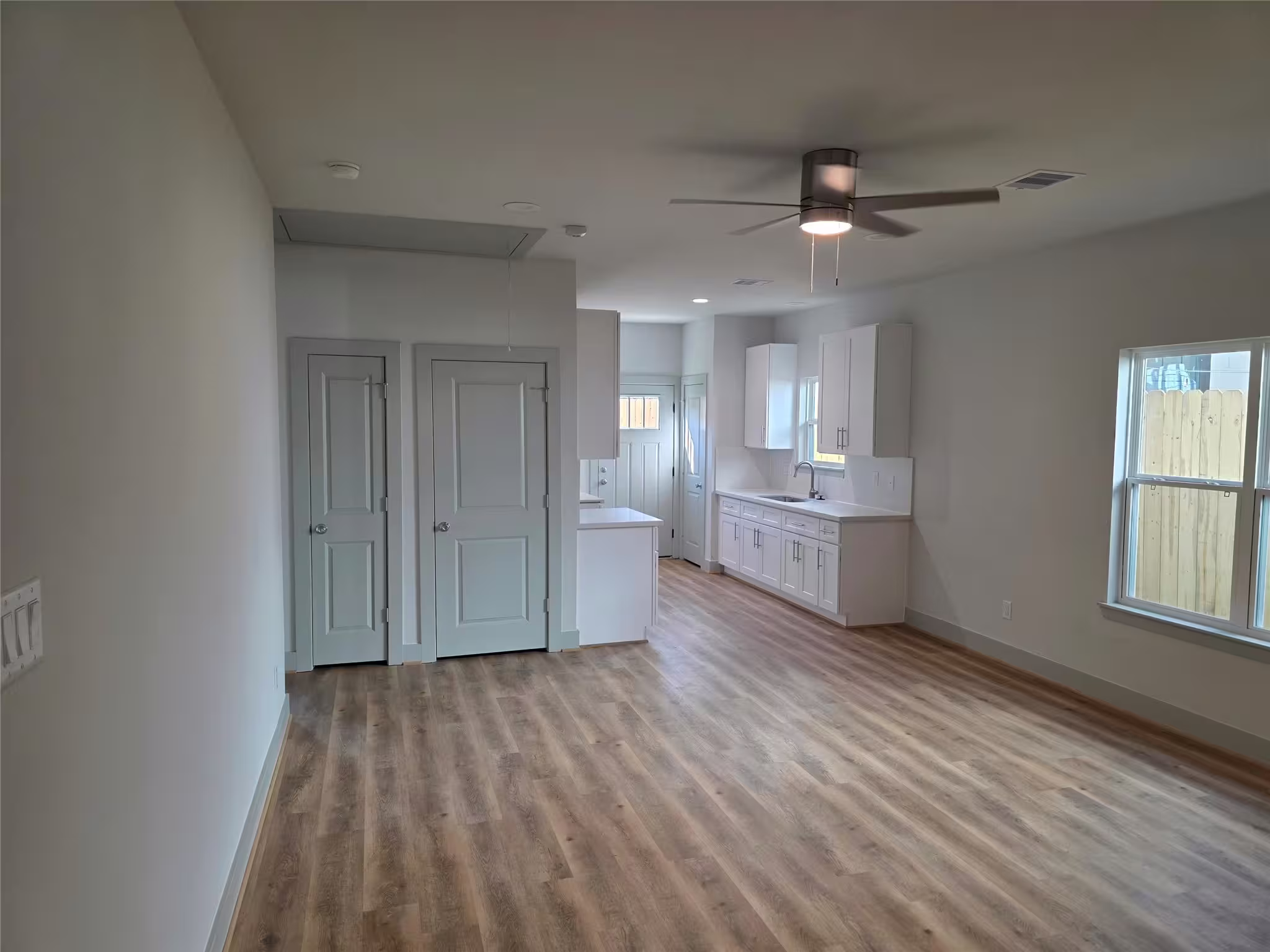 Photo 2 of 3406 Hadley Street, Houston, TX