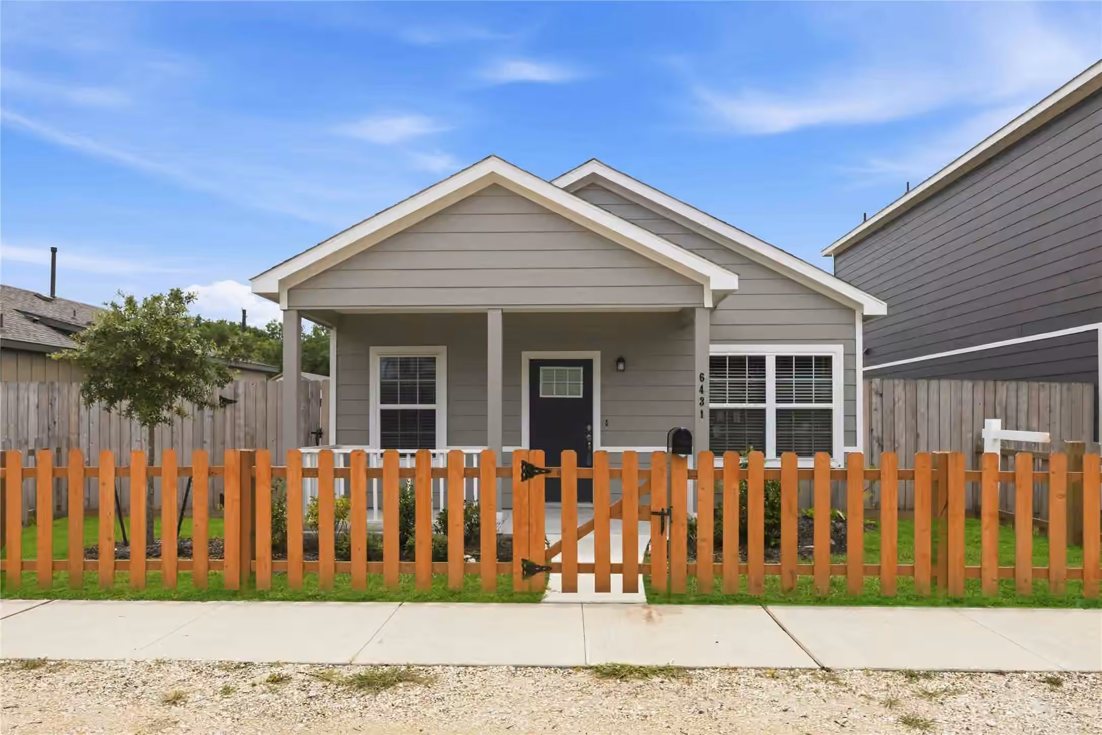 Photo of 6431 Paris Street, Houston, TX