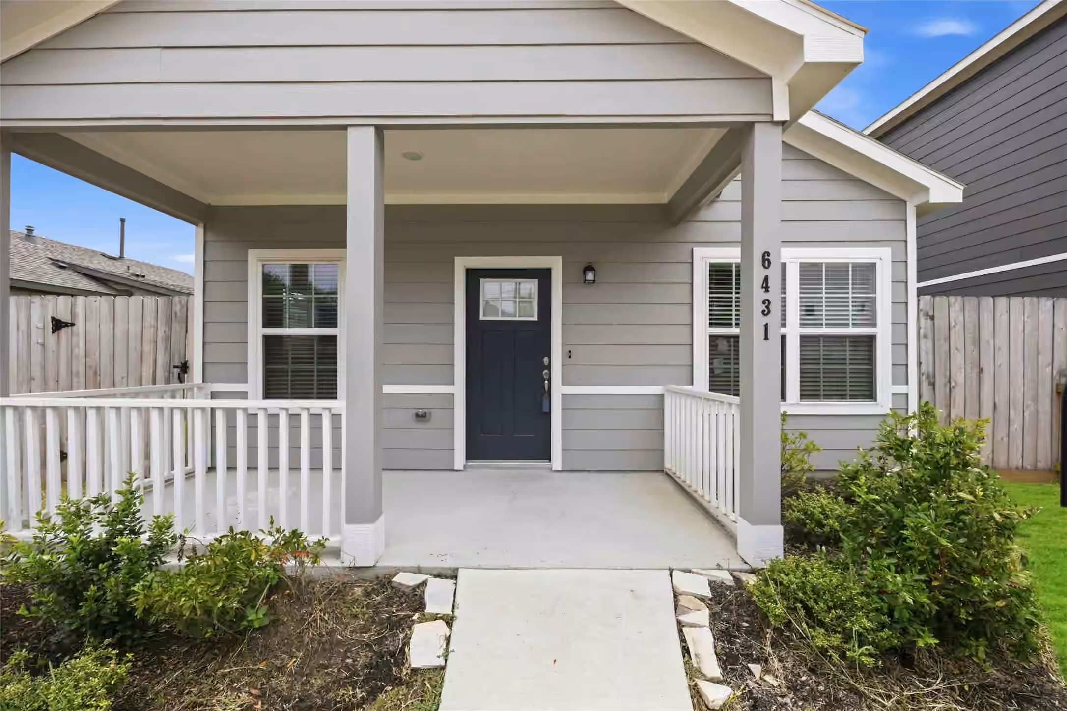 Photo 3 of 6431 Paris Street, Houston, TX