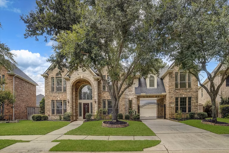 Photo 3 of 14323 Horizon Falls Lane, Humble, TX