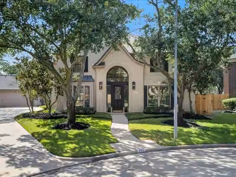 Photo of 202 W Larah Lane, Houston, TX 77094