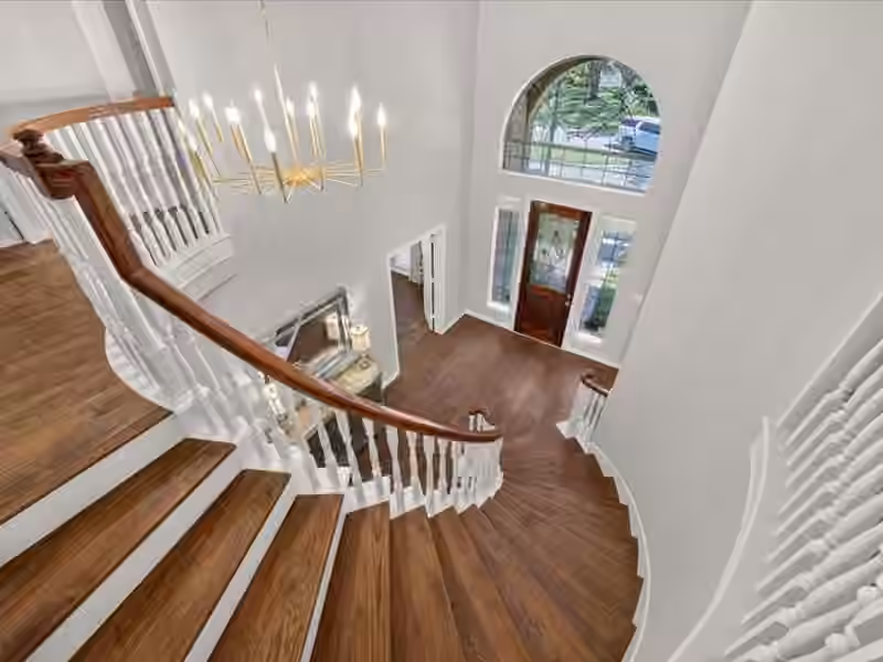 Photo 2 of 202 W Larah Lane, Houston, TX