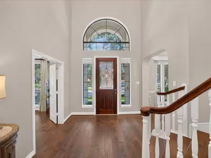 Photo 3 of 202 W Larah Lane, Houston, TX