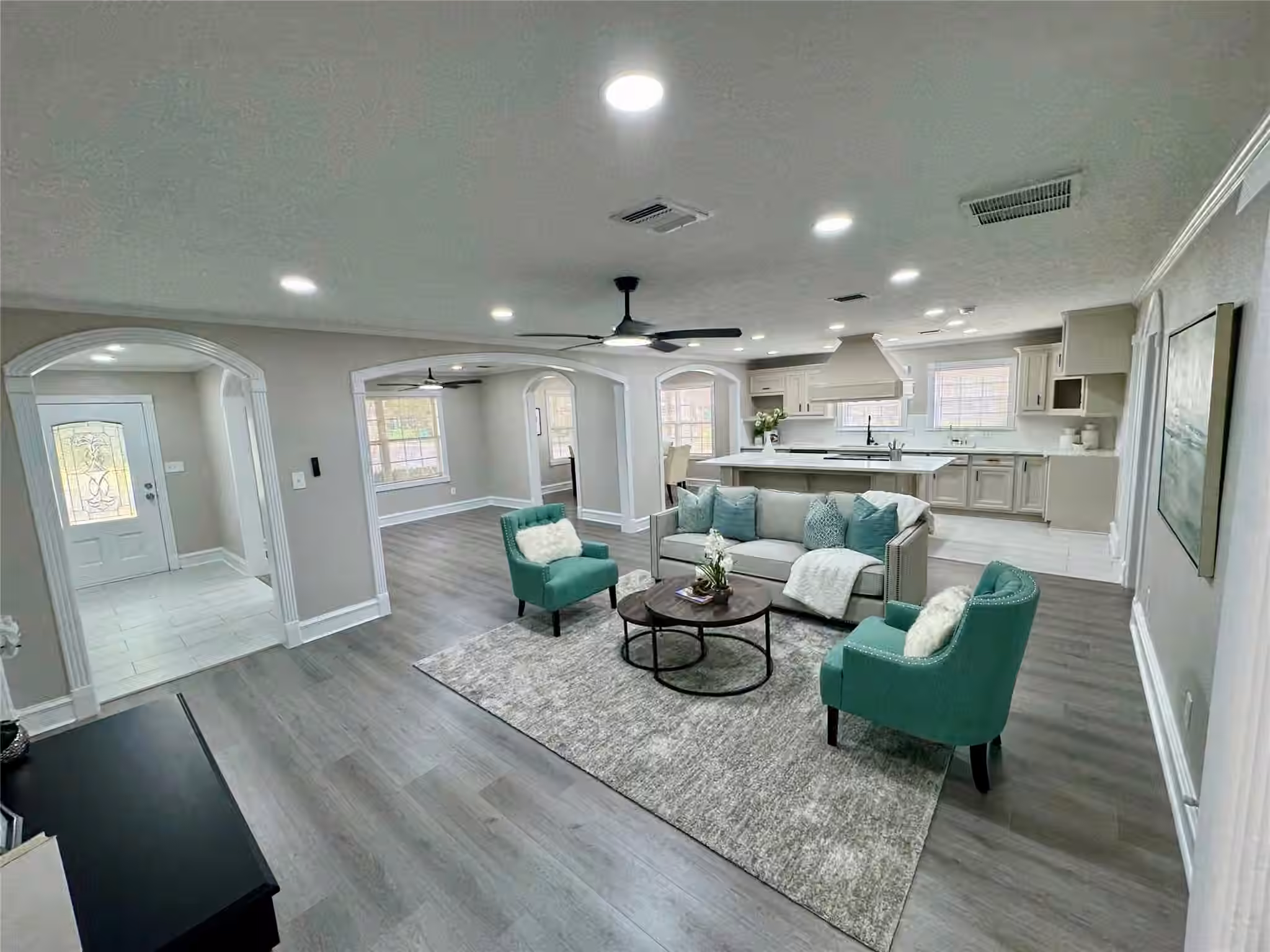 Photo 5 of 1907 Amy Drive, Baytown, TX