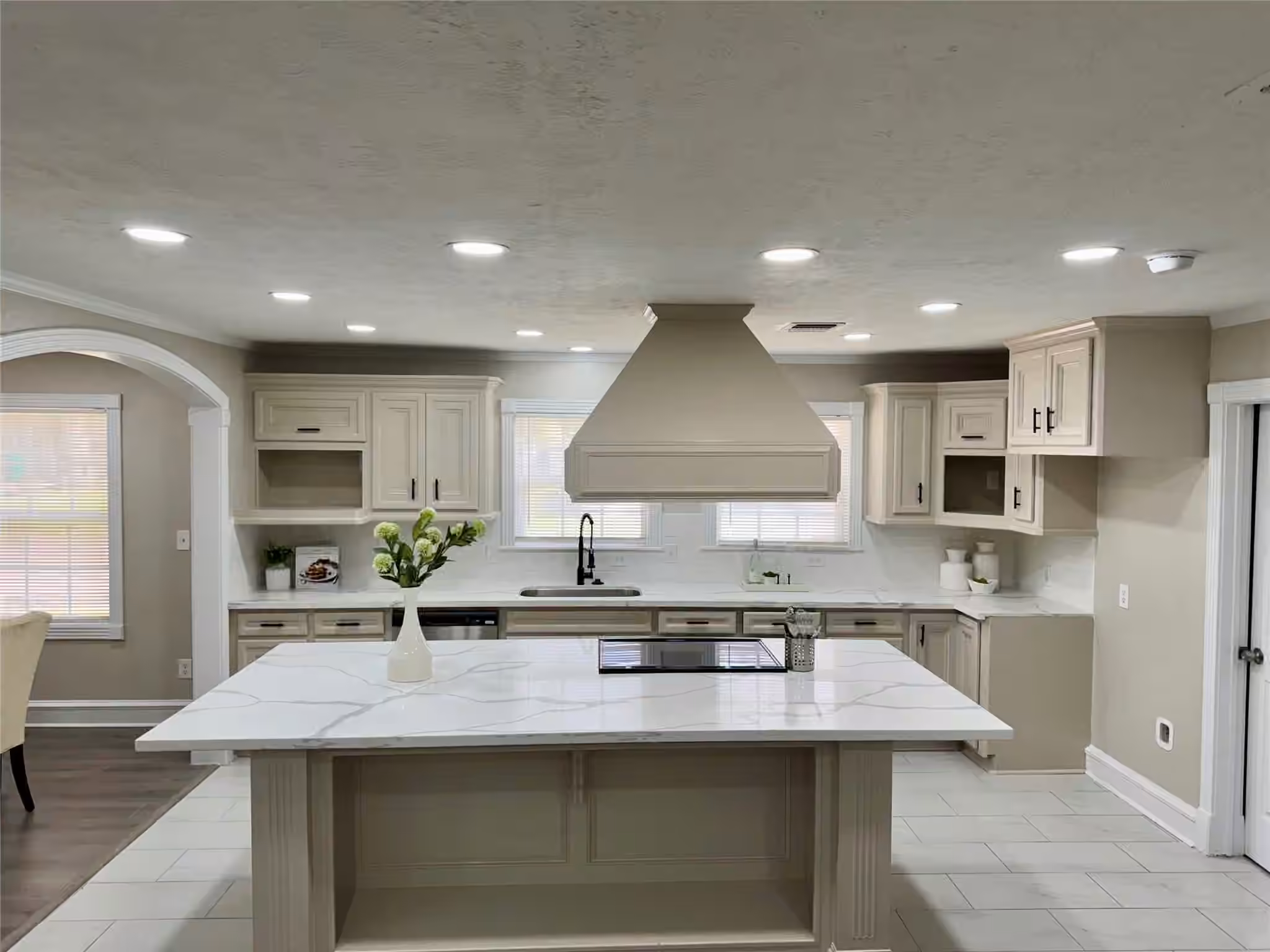 Photo 7 of 1907 Amy Drive, Baytown, TX