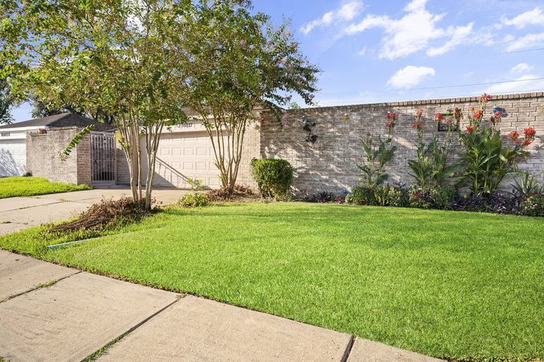 Photo of 16027 Brimfield Drive, Houston, TX