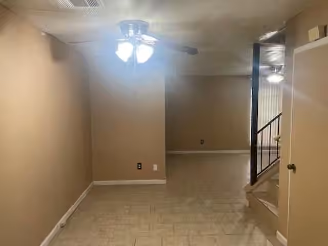 Photo 3 of 6989 Chasewood Drive, Houston, TX