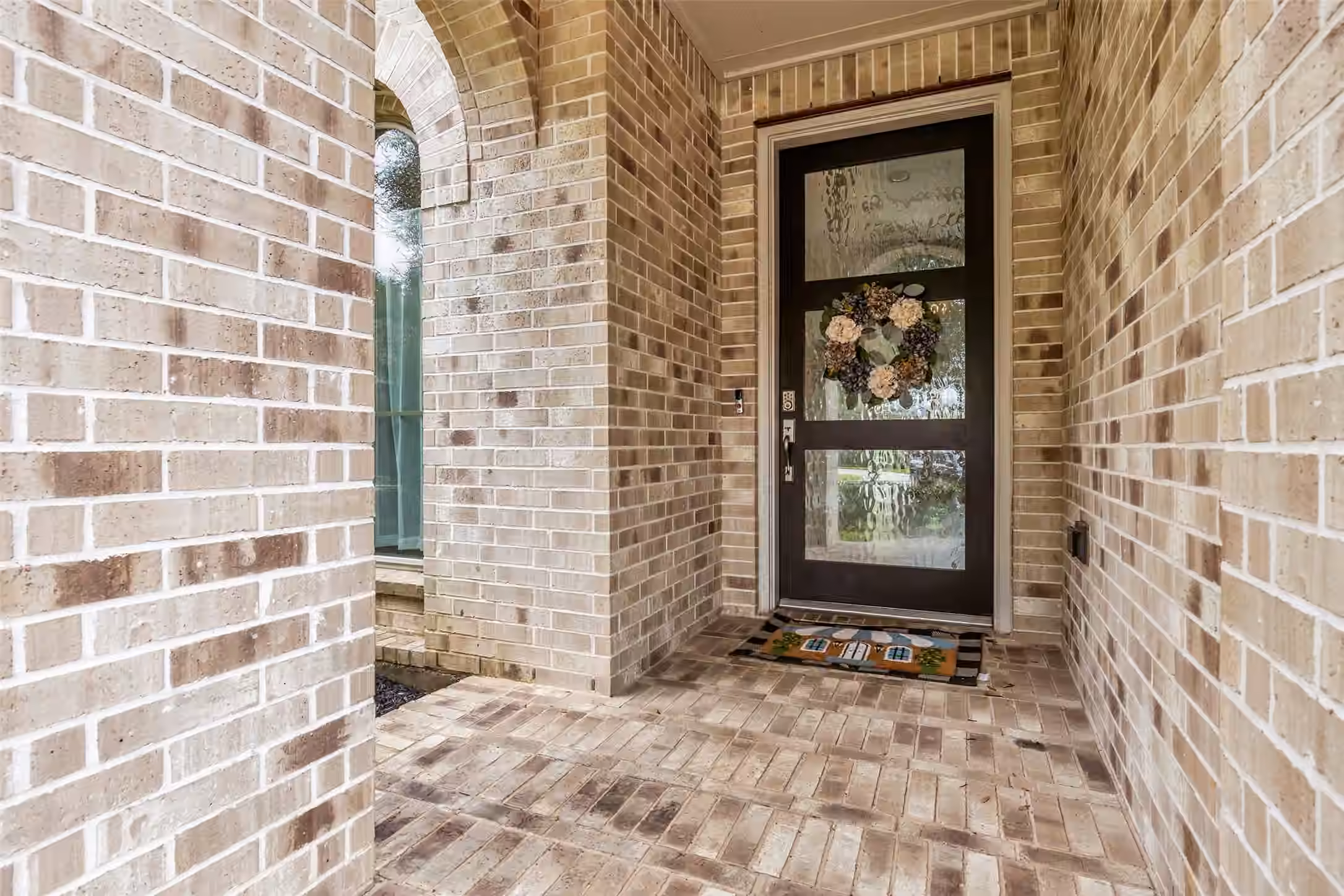 Photo 4 of 149 S Carson Cub Court, Montgomery, TX