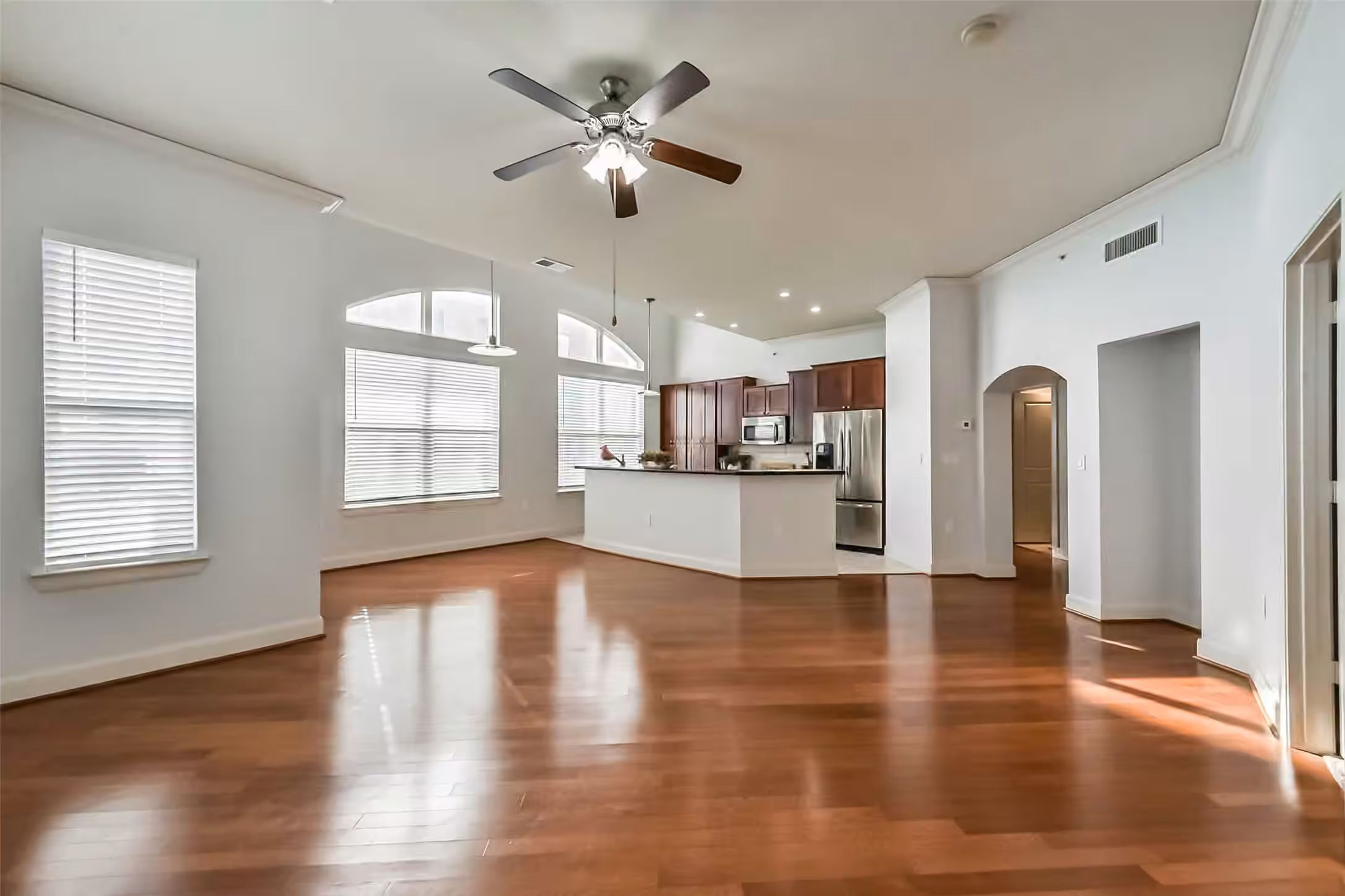 Photo 2 of 1010 Rosine St Street 49, Houston, TX