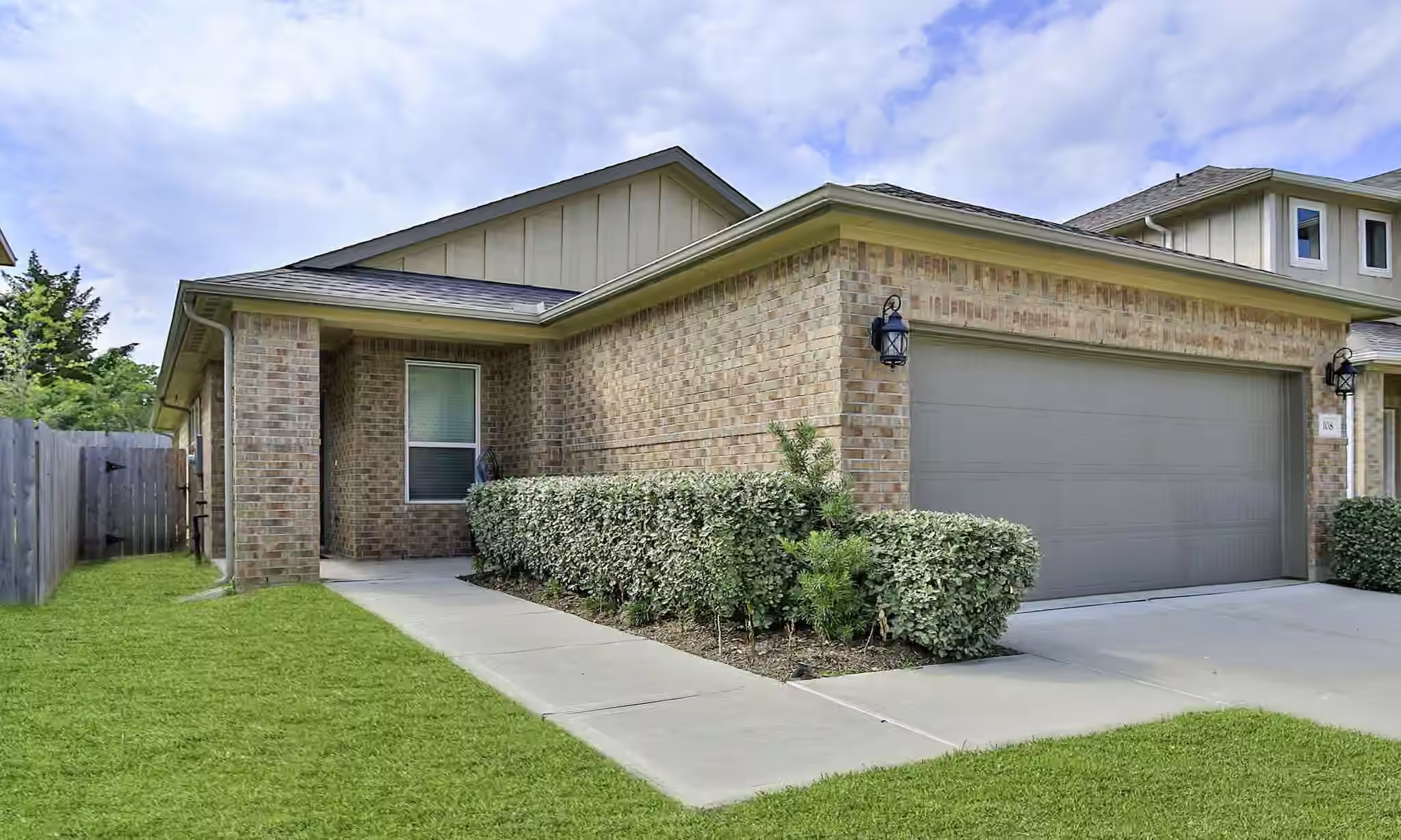 Photo 6 of 108 Clay Creek Lane, Conroe, TX