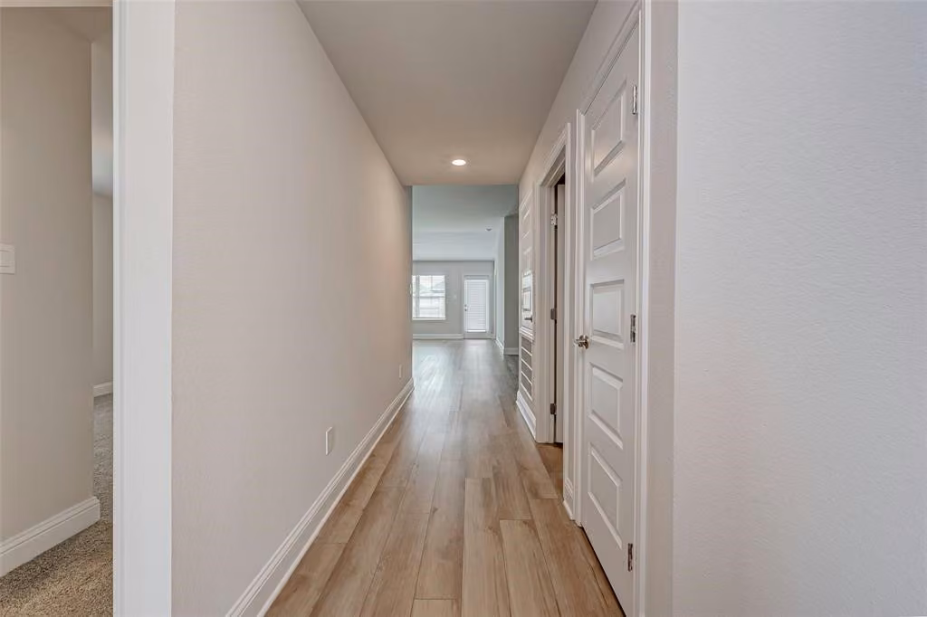 Photo 3 of 13901 Seneca Lake Drive, Texas City, TX