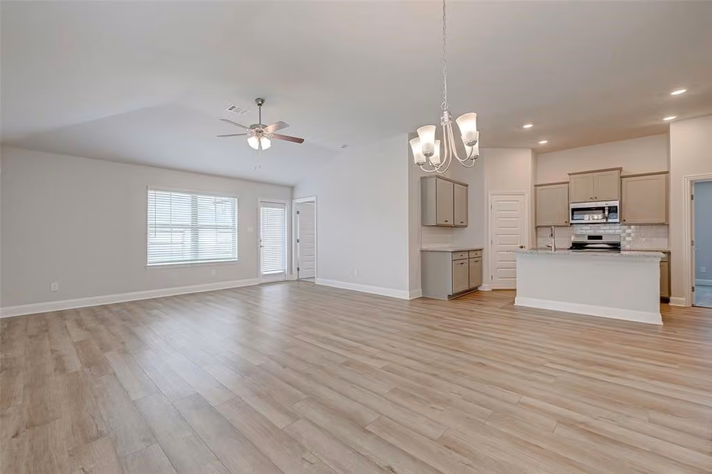 Photo 6 of 13901 Seneca Lake Drive, Texas City, TX