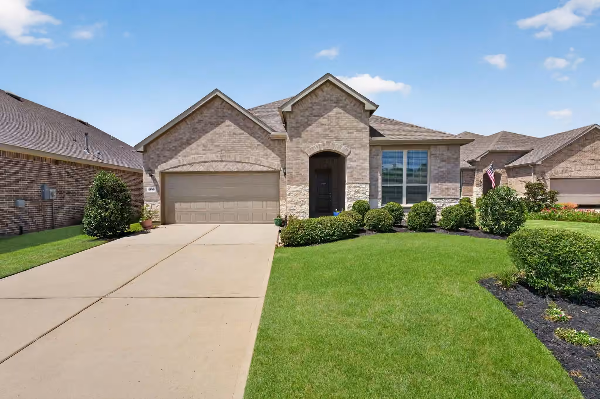 Photo 2 of 232 Spotted Saddle Court, Spring, TX