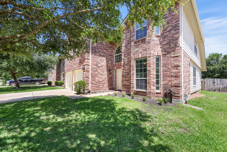 Photo 3 of 15538 Forest Creek Farms Drive, Cypress, TX