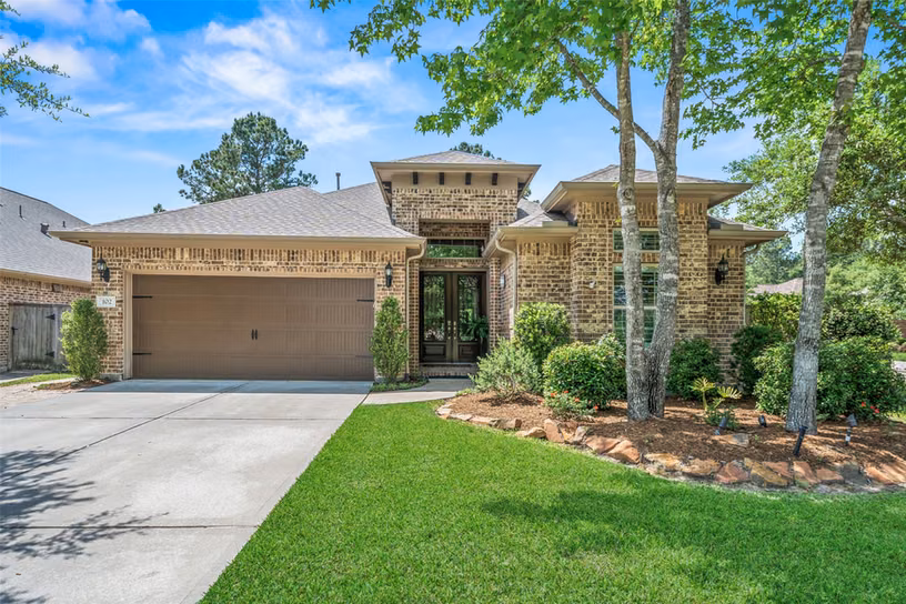 Photo of 102 Bellardia Court, Montgomery, TX
