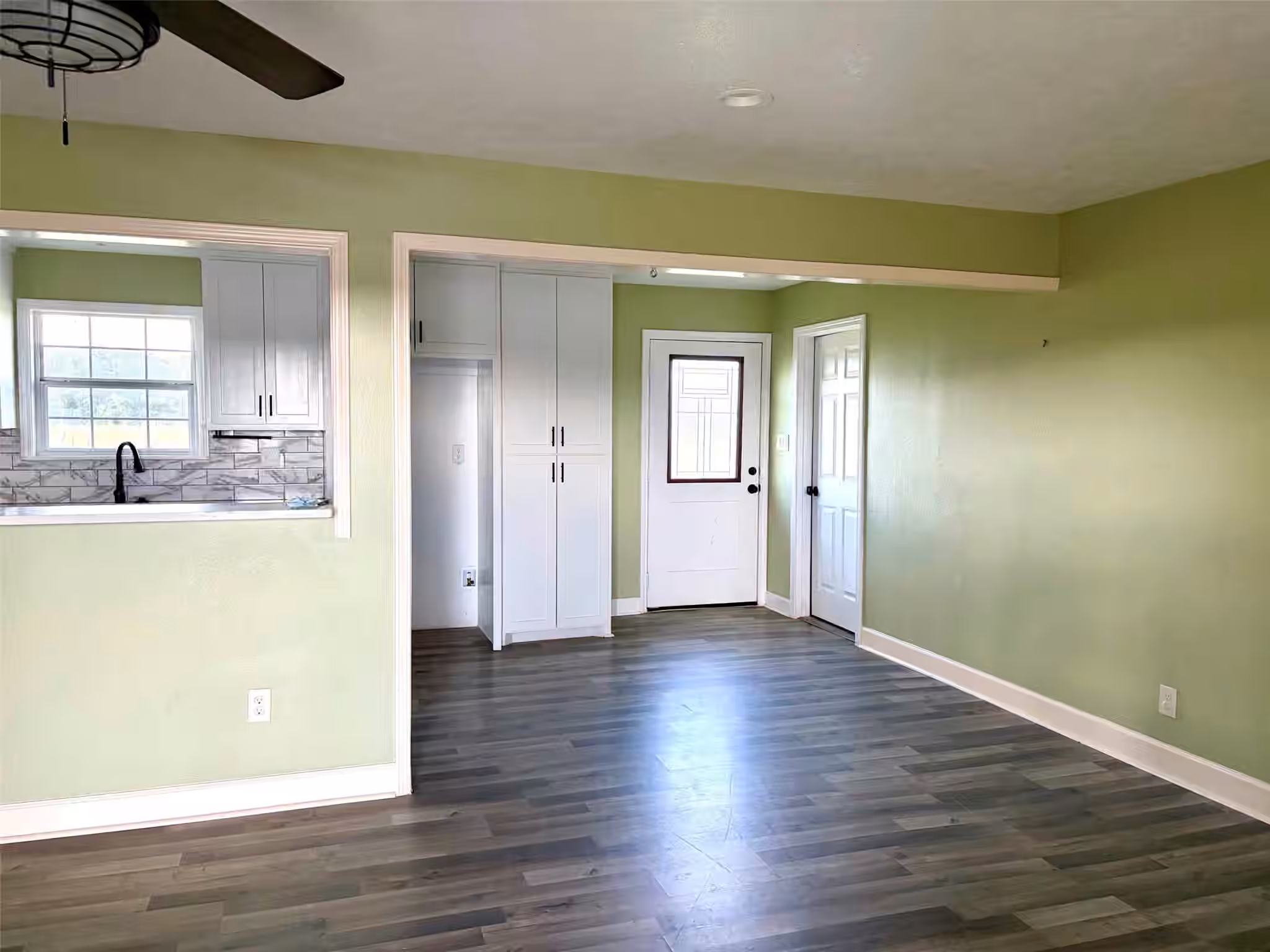 Photo 3 of 2884 Brooks Drive, Bedias, TX
