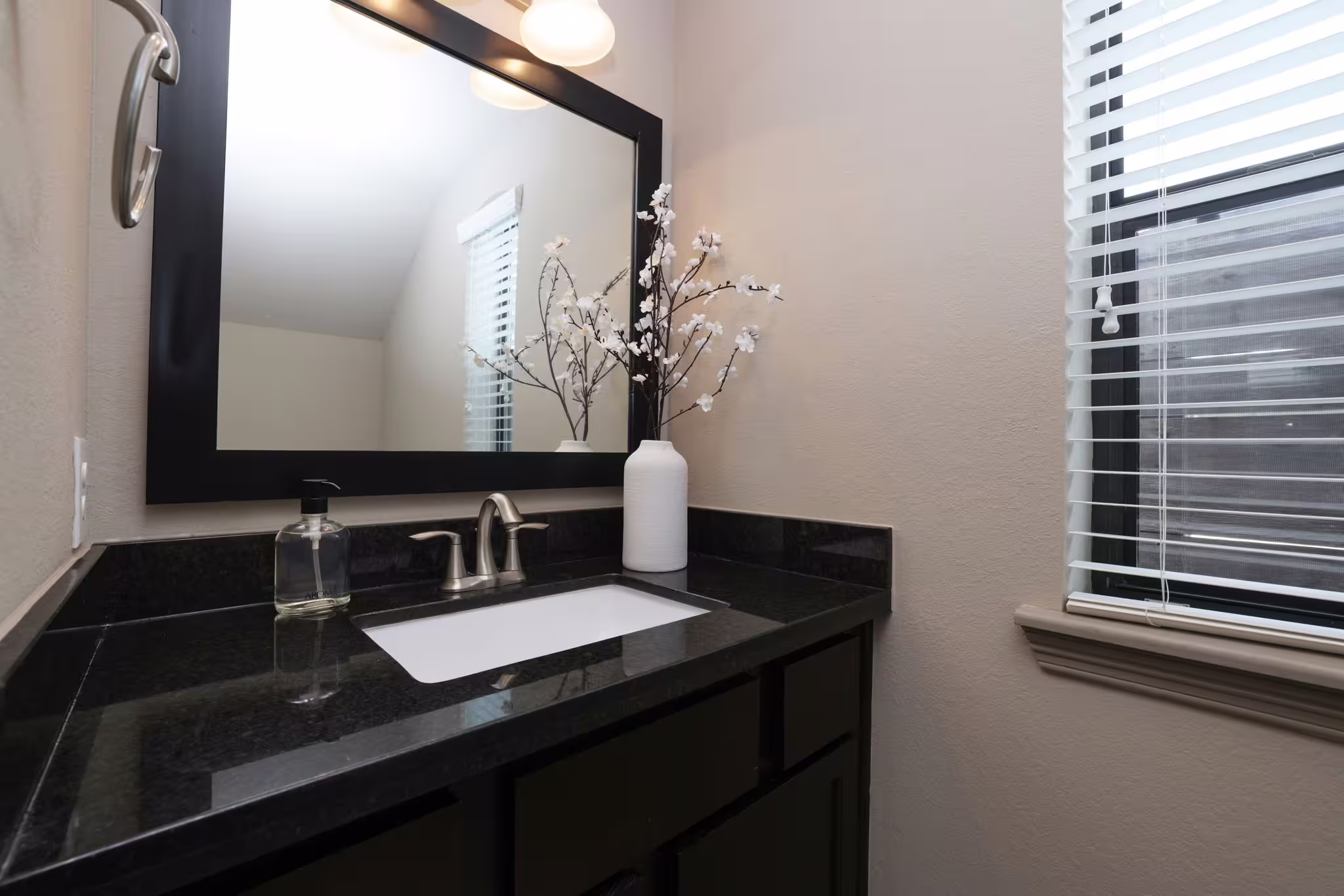 Photo 6 of 2108 Sherwin Street, Houston, TX