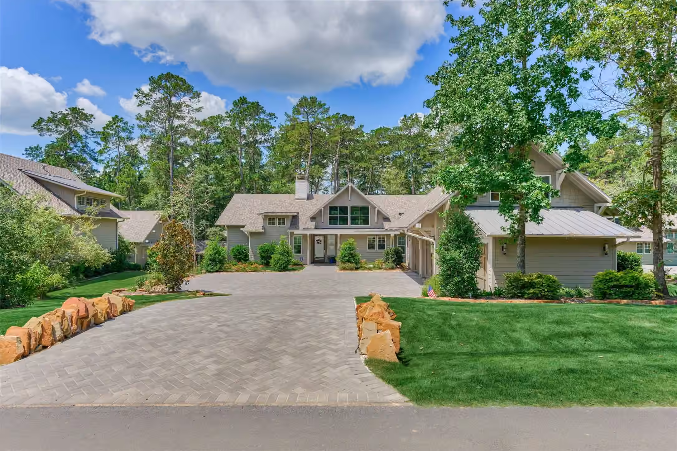 Photo of 26327 Jacks Barn Rd, Montgomery, TX