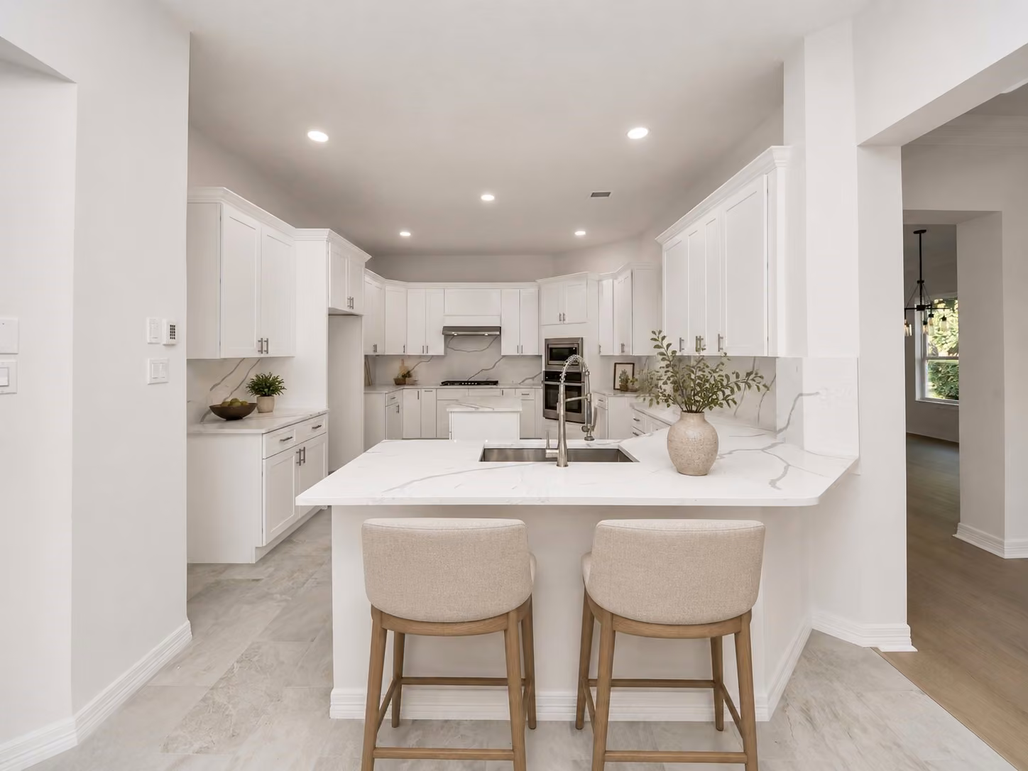 Photo 4 of 5654 Grand Floral Boulevard, Houston, TX