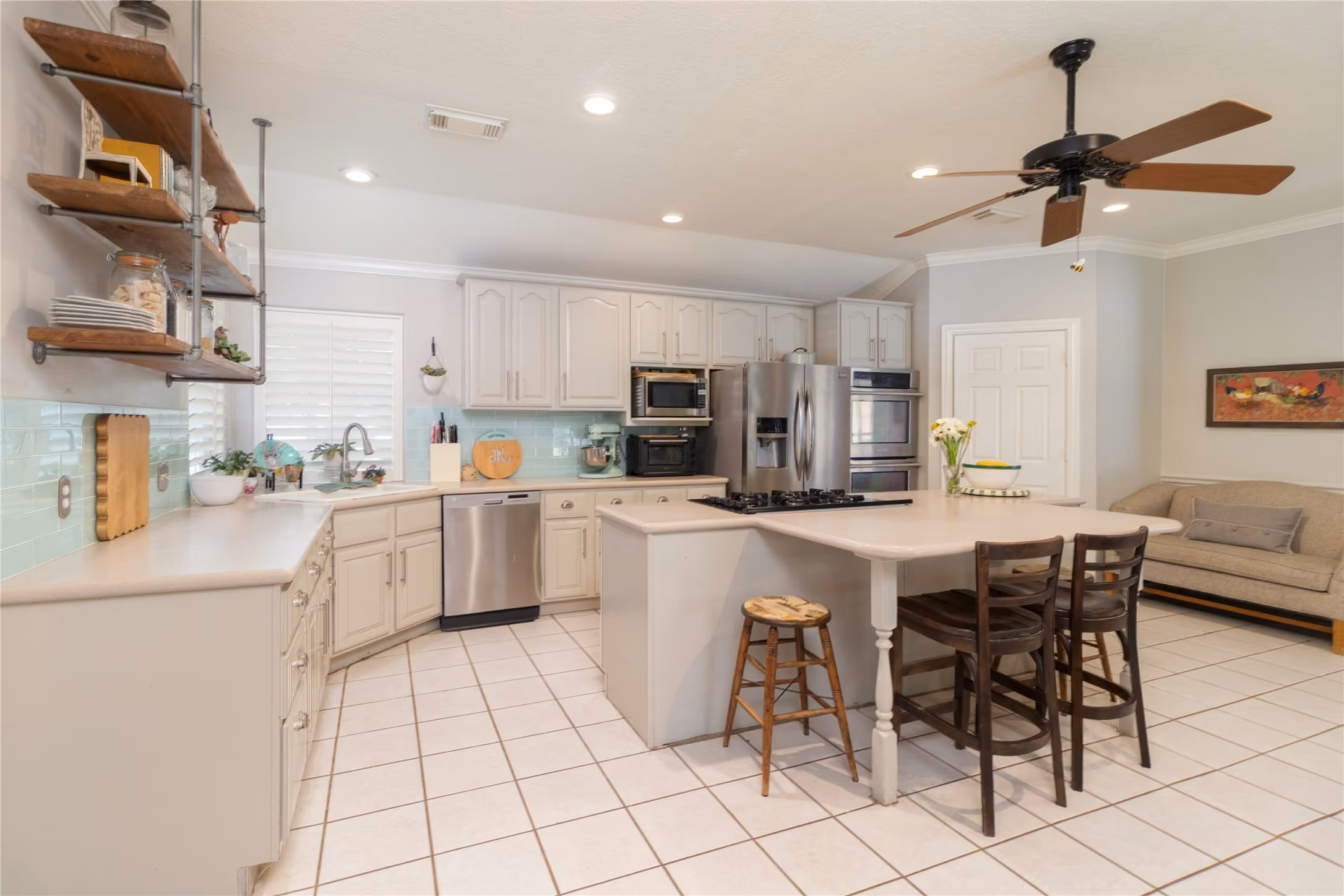 Photo 7 of 1401 Magnolia Lane, Houston, TX