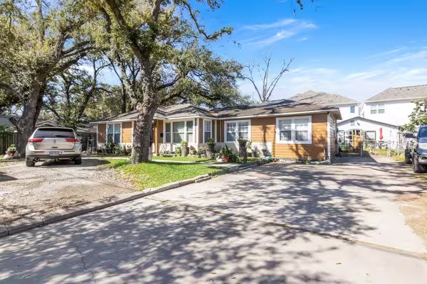 Photo 6 of 2205 Marnel Road, Houston, TX