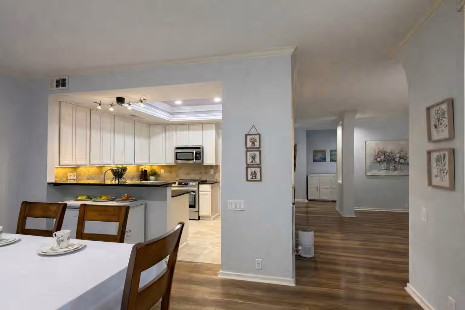 Photo 7 of 35 Litchfield Lane 229, Houston, TX