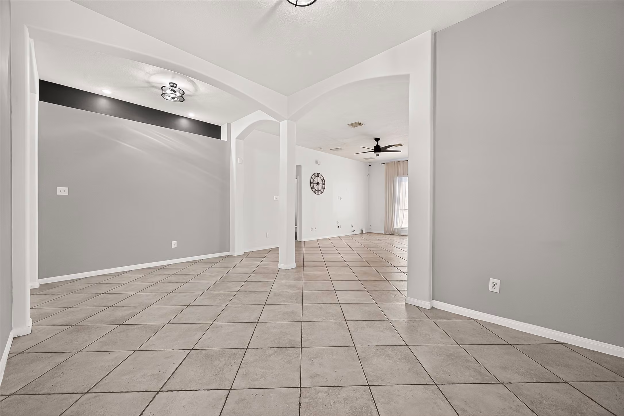 Photo 7 of 6910 Renata Circle, Houston, TX