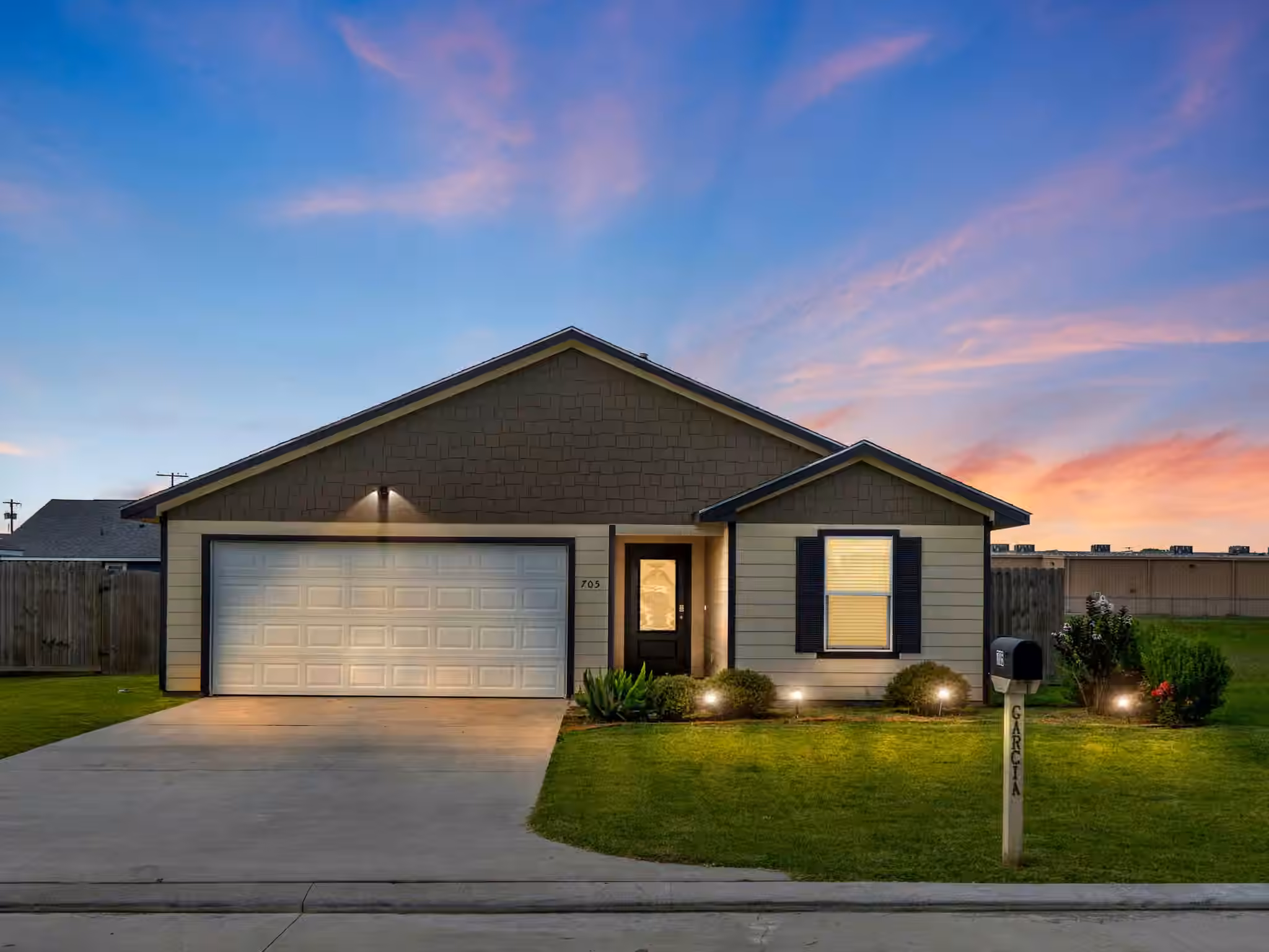 Photo of 705 Flycatcher Drive, Palacios, TX 77465