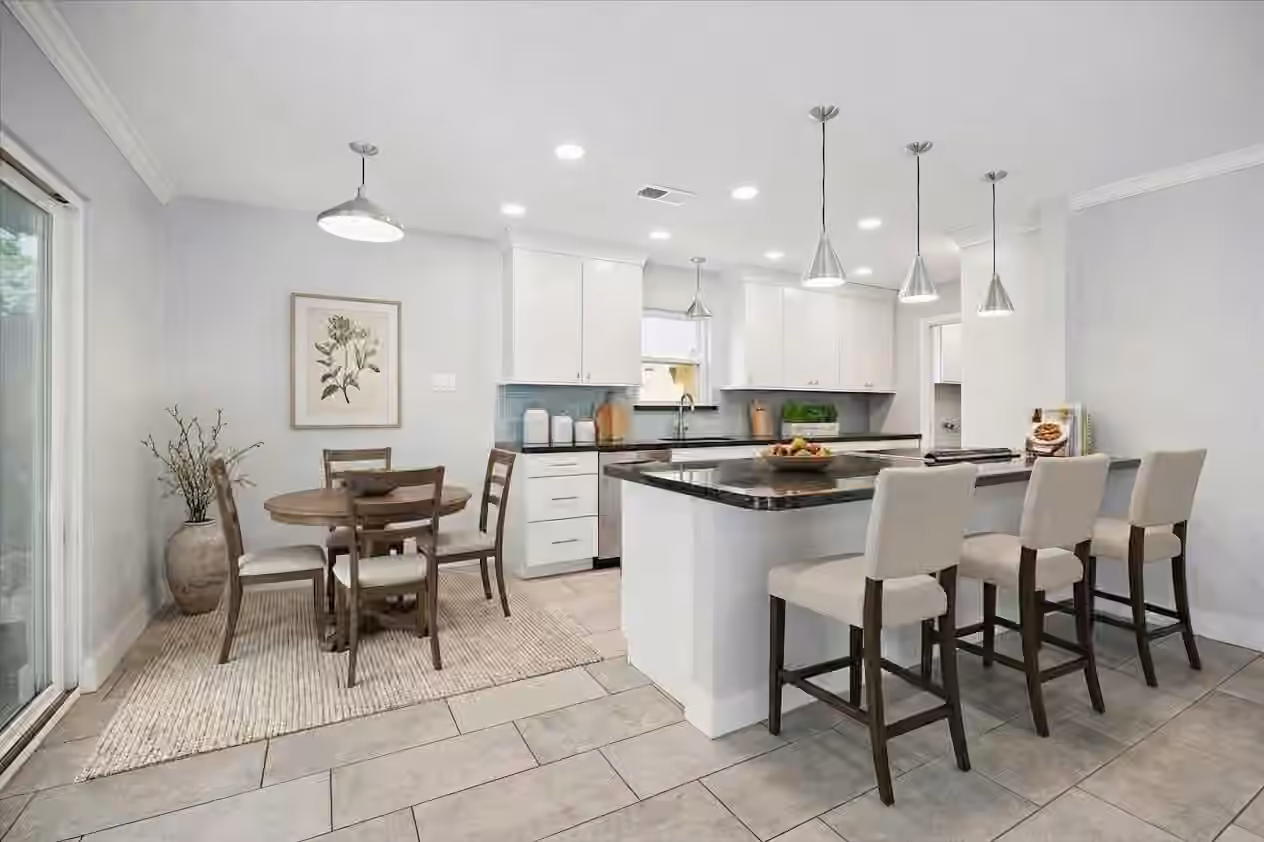 Photo 3 of 9407 Meadowbriar Lane, Houston, TX
