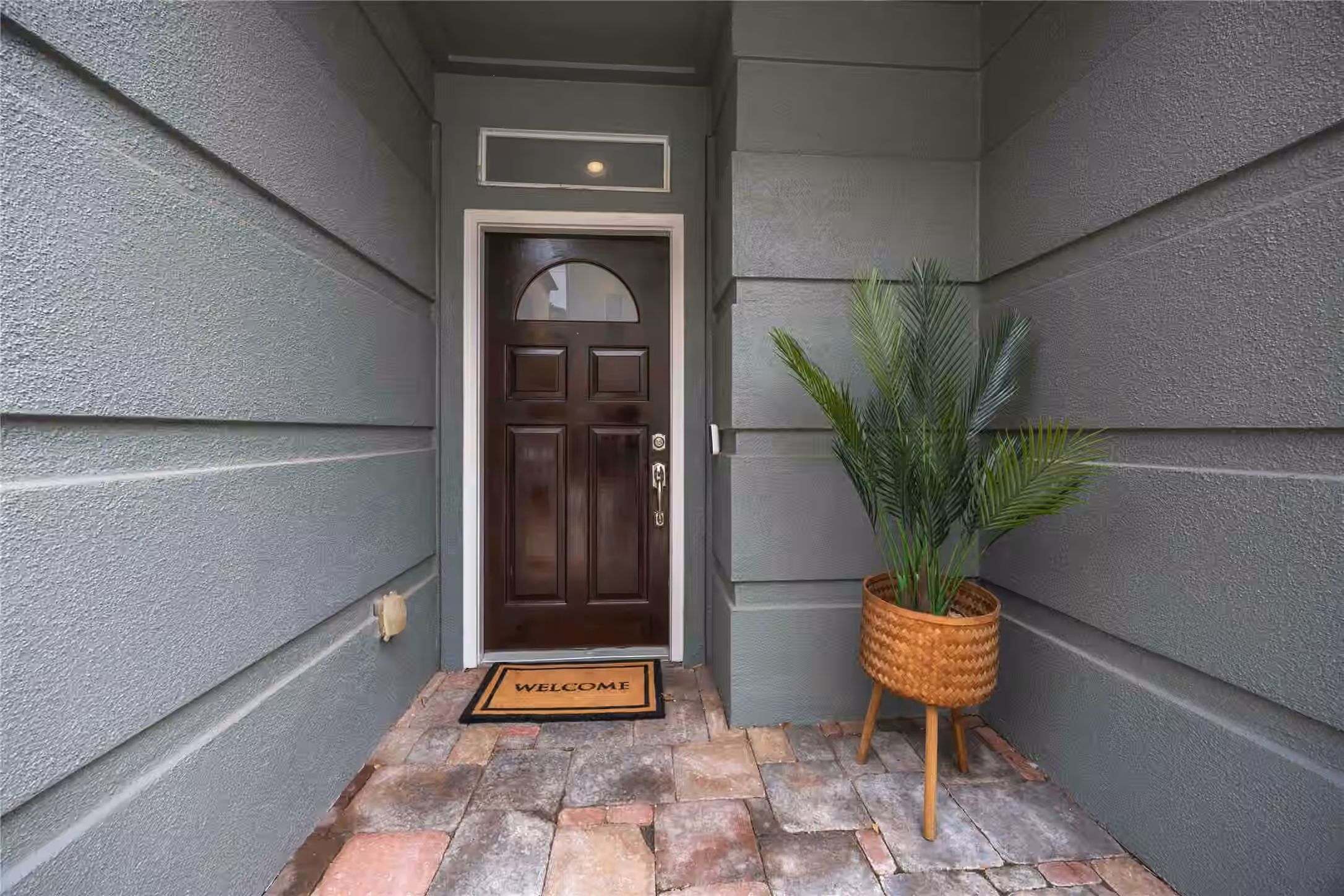 Photo 3 of 2604 Edgefield Lakes Drive, Houston, TX