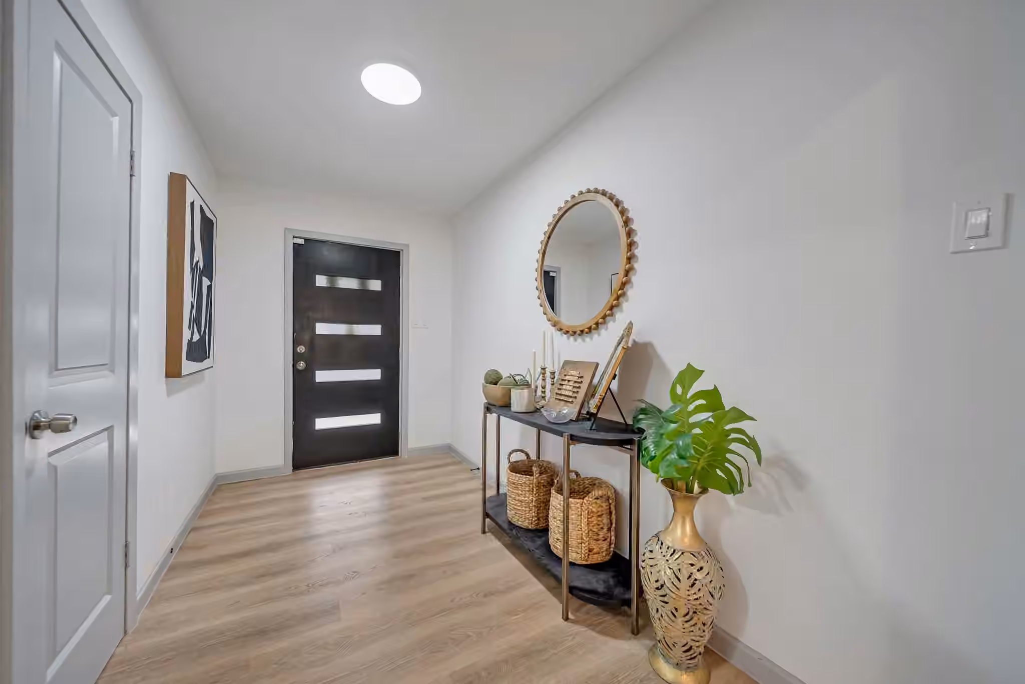 Photo 7 of 4814 Briarbend Drive, Houston, TX