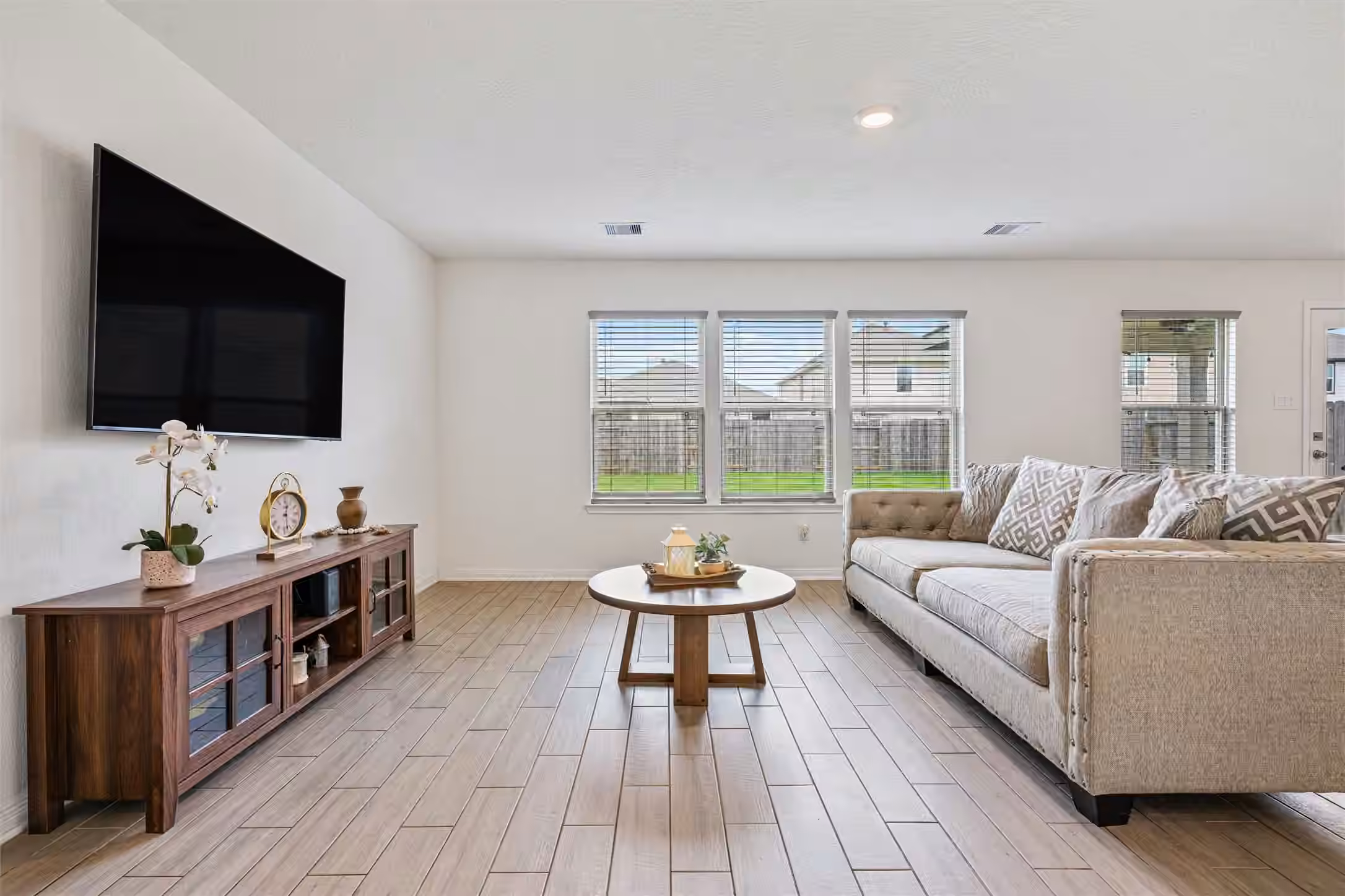 Photo 4 of 2873 Shimmer Edge Drive, Katy, TX