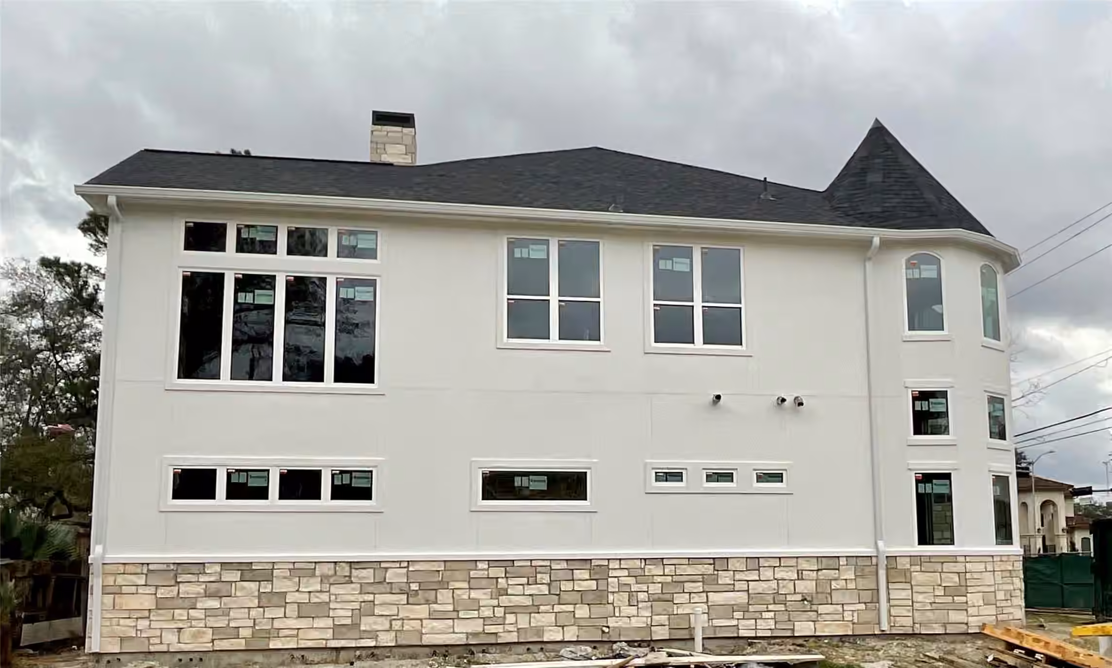 Photo 4 of 9756 Westview Drive, Houston, TX