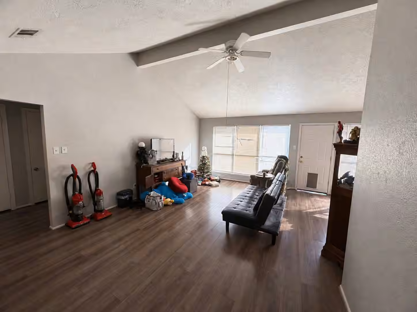 Photo 2 of 4607 Roserock Lane, Spring, TX