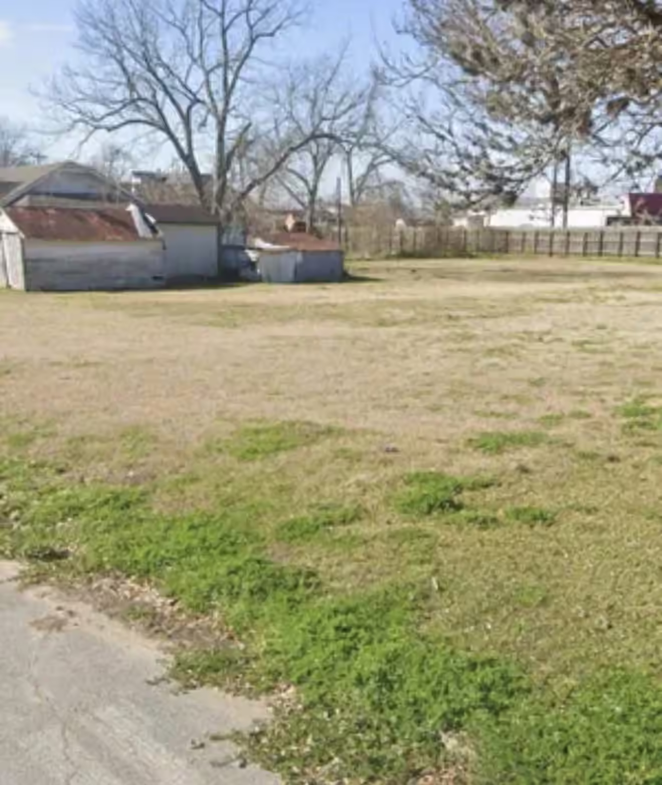 Photo 3 of 906 Rice Street, Hempstead, TX