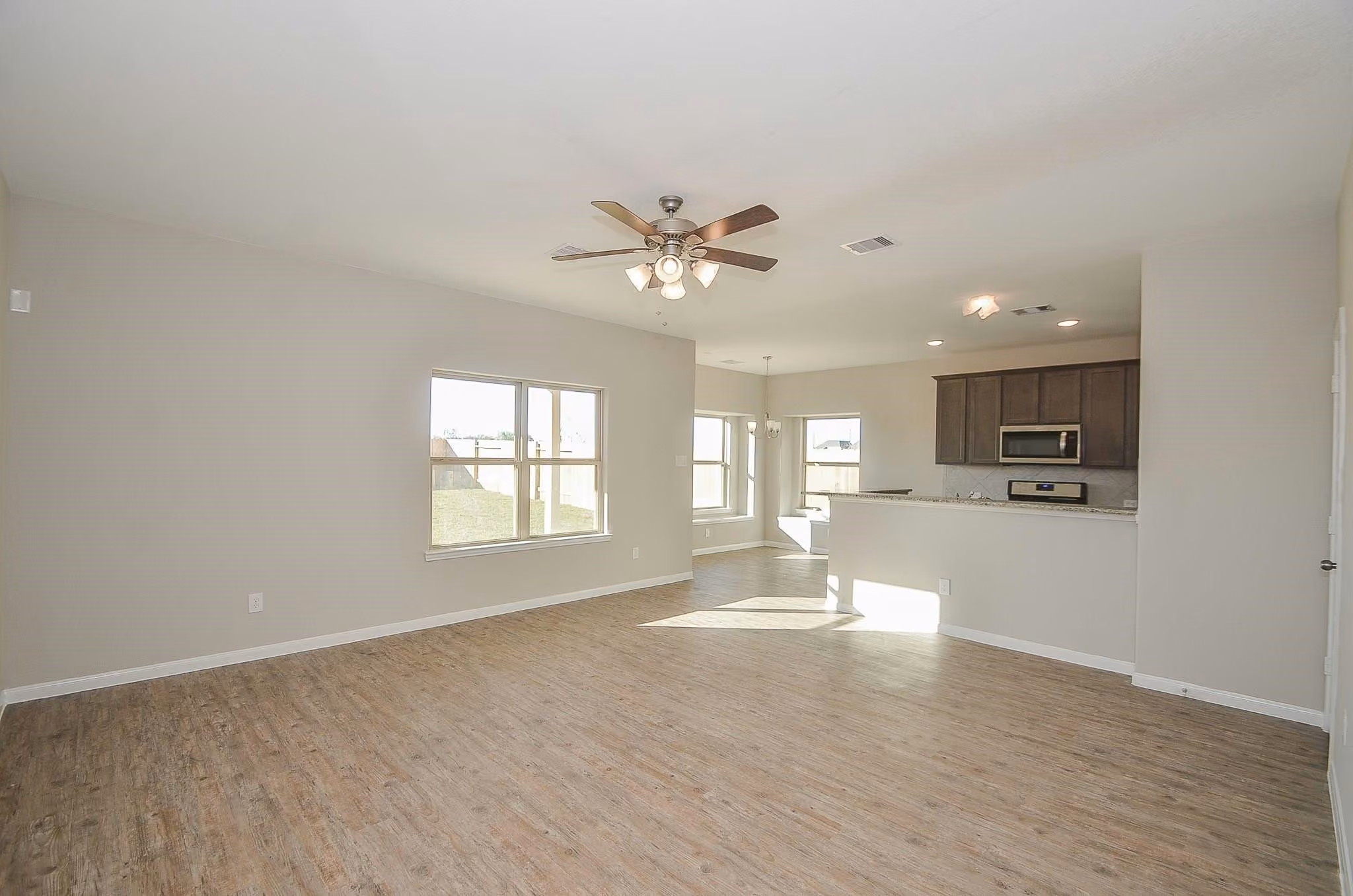 Photo 3 of 3831 Moreland Branch Lane, Katy, TX