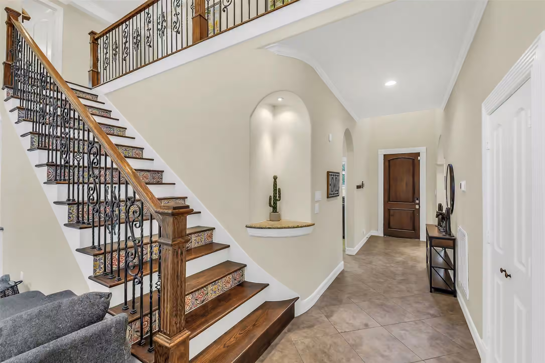 Photo 2 of 754 Holly Springs Drive, Conroe, TX