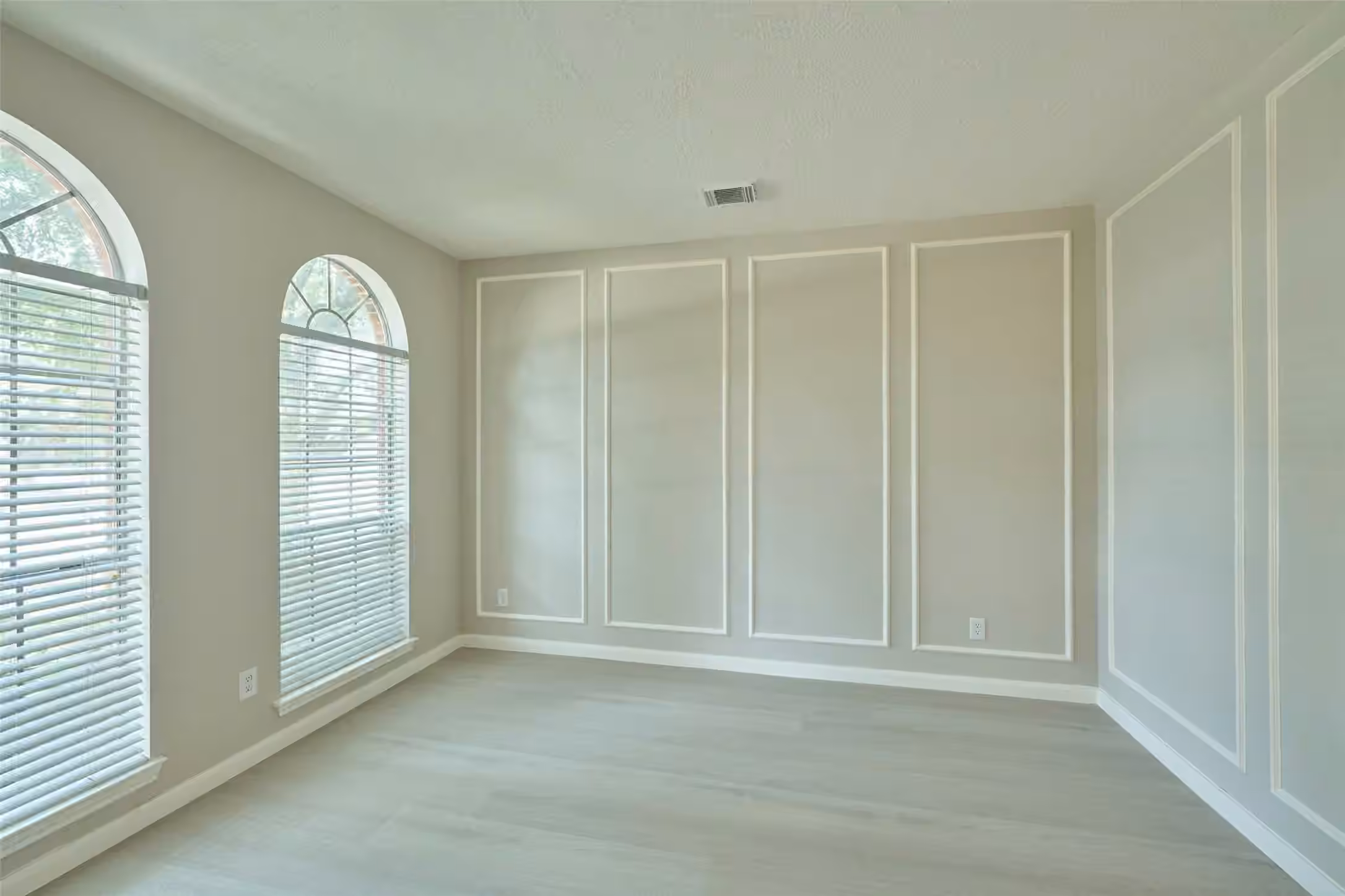 Photo 7 of 12415 Shadowknoll Drive, Houston, TX