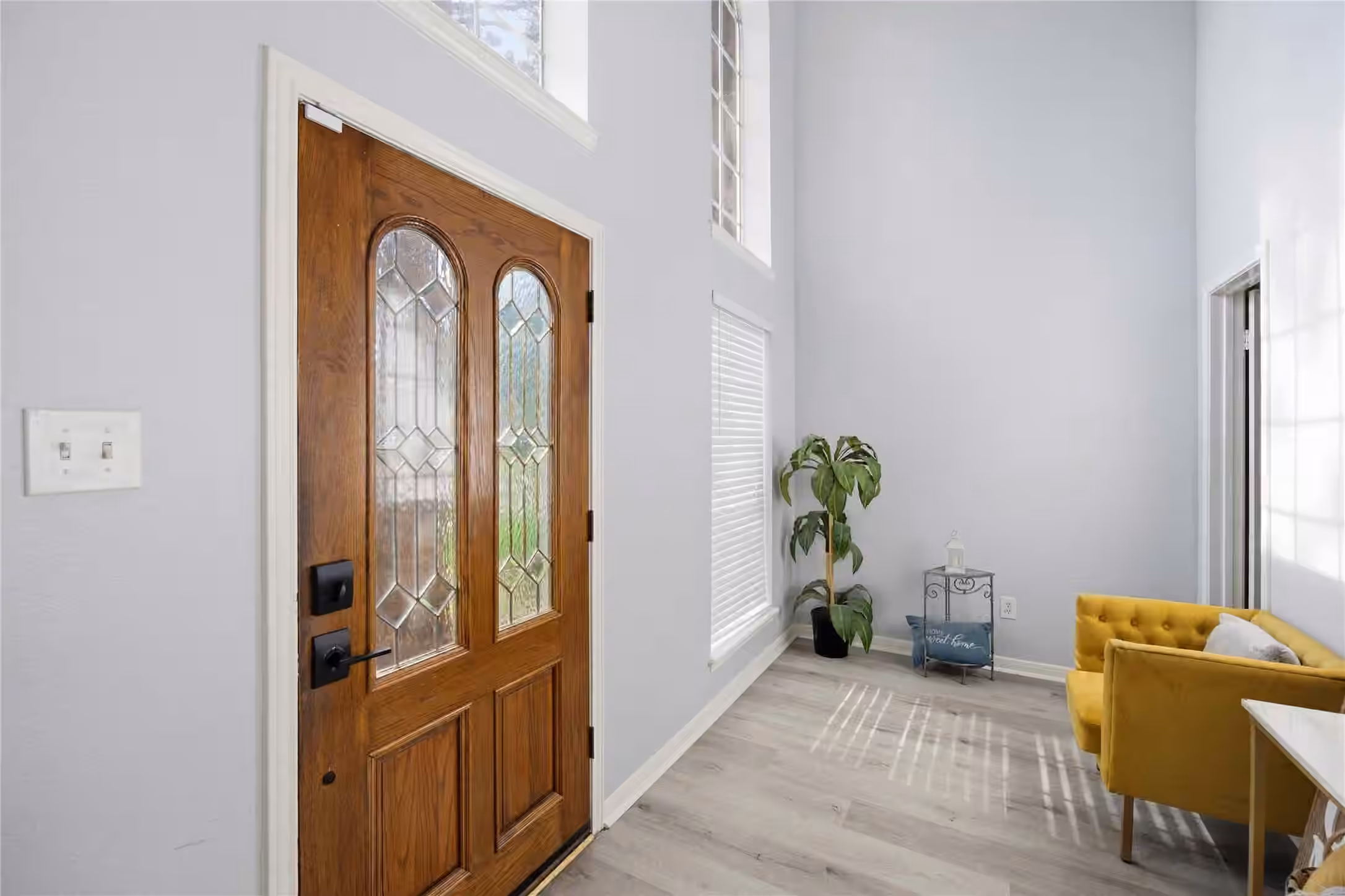 Photo 3 of 7315 Starbridge Drive, Houston, TX