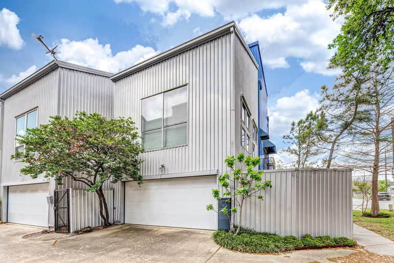 Photo 3 of 2714 Chenevert Street, Houston, TX