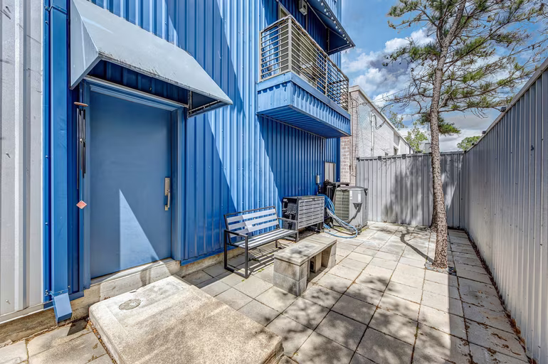 Photo 4 of 2714 Chenevert Street, Houston, TX