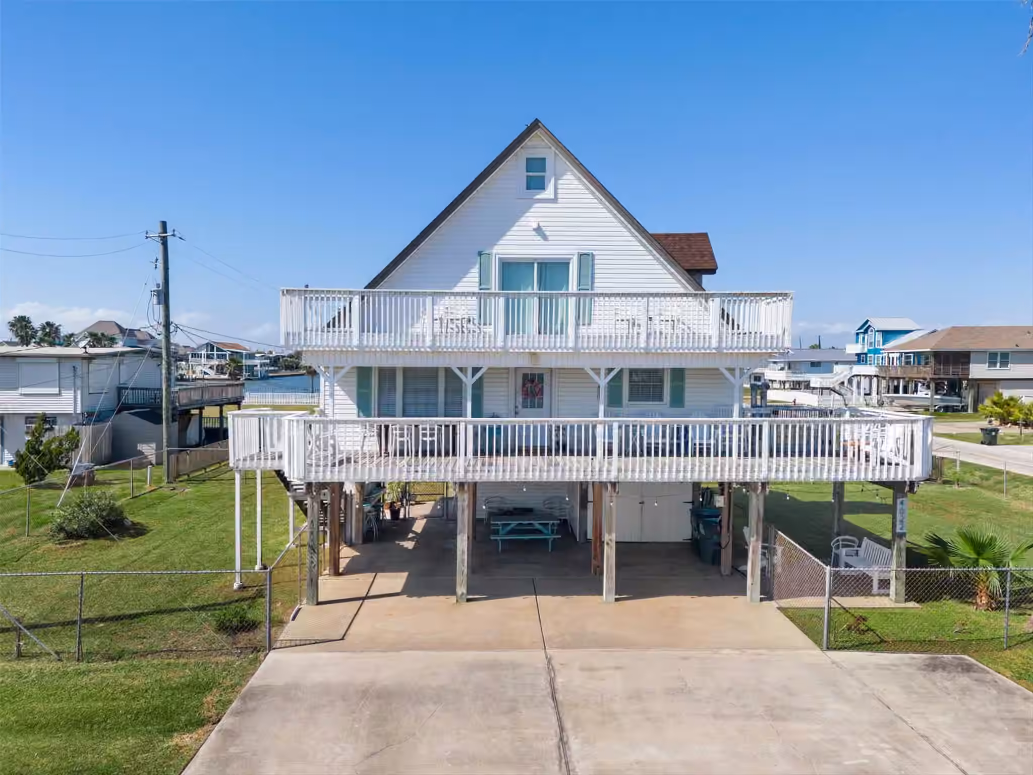 Photo 2 of 4022 Mason Drive, Galveston, TX