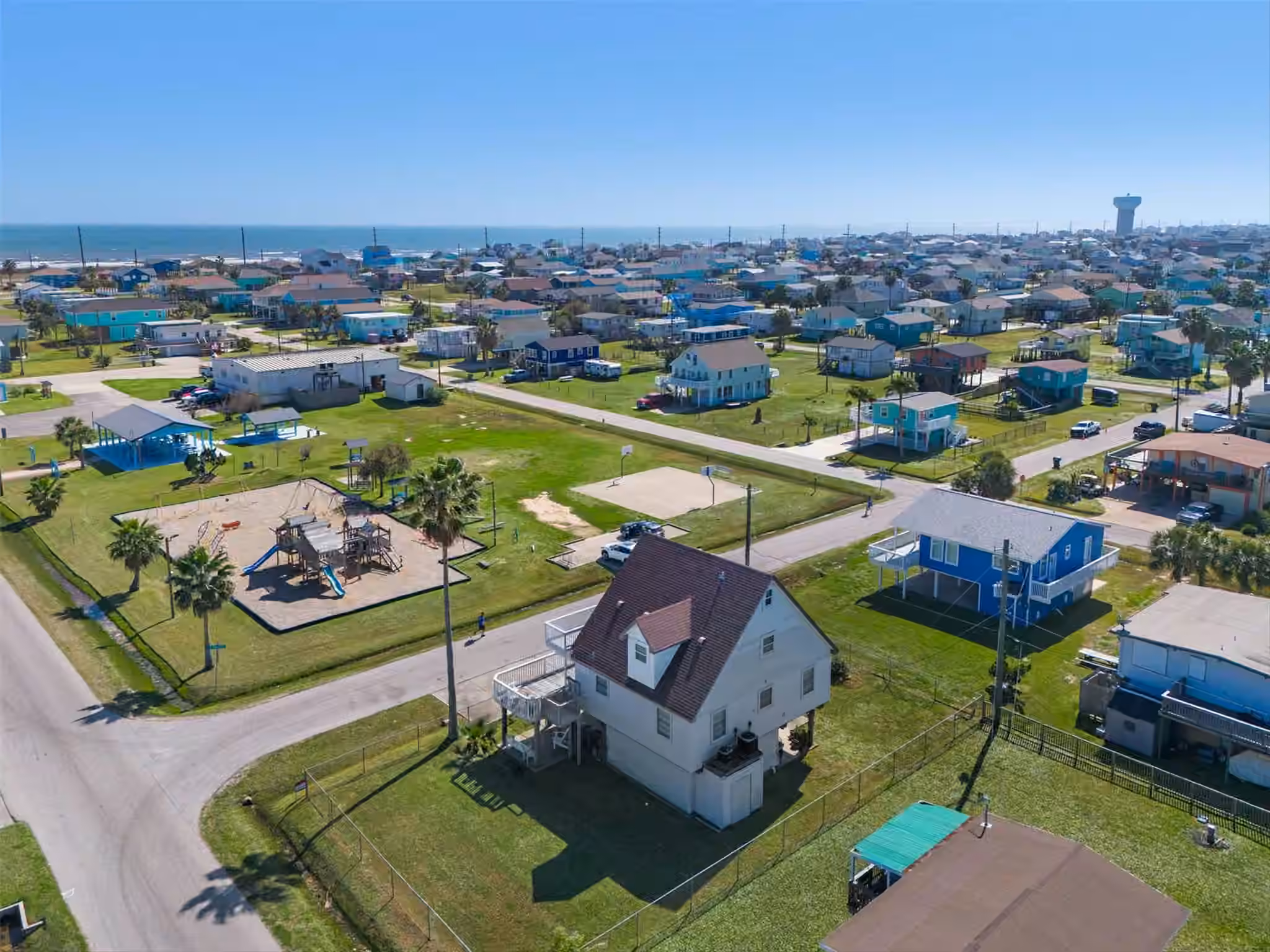 Photo 4 of 4022 Mason Drive, Galveston, TX